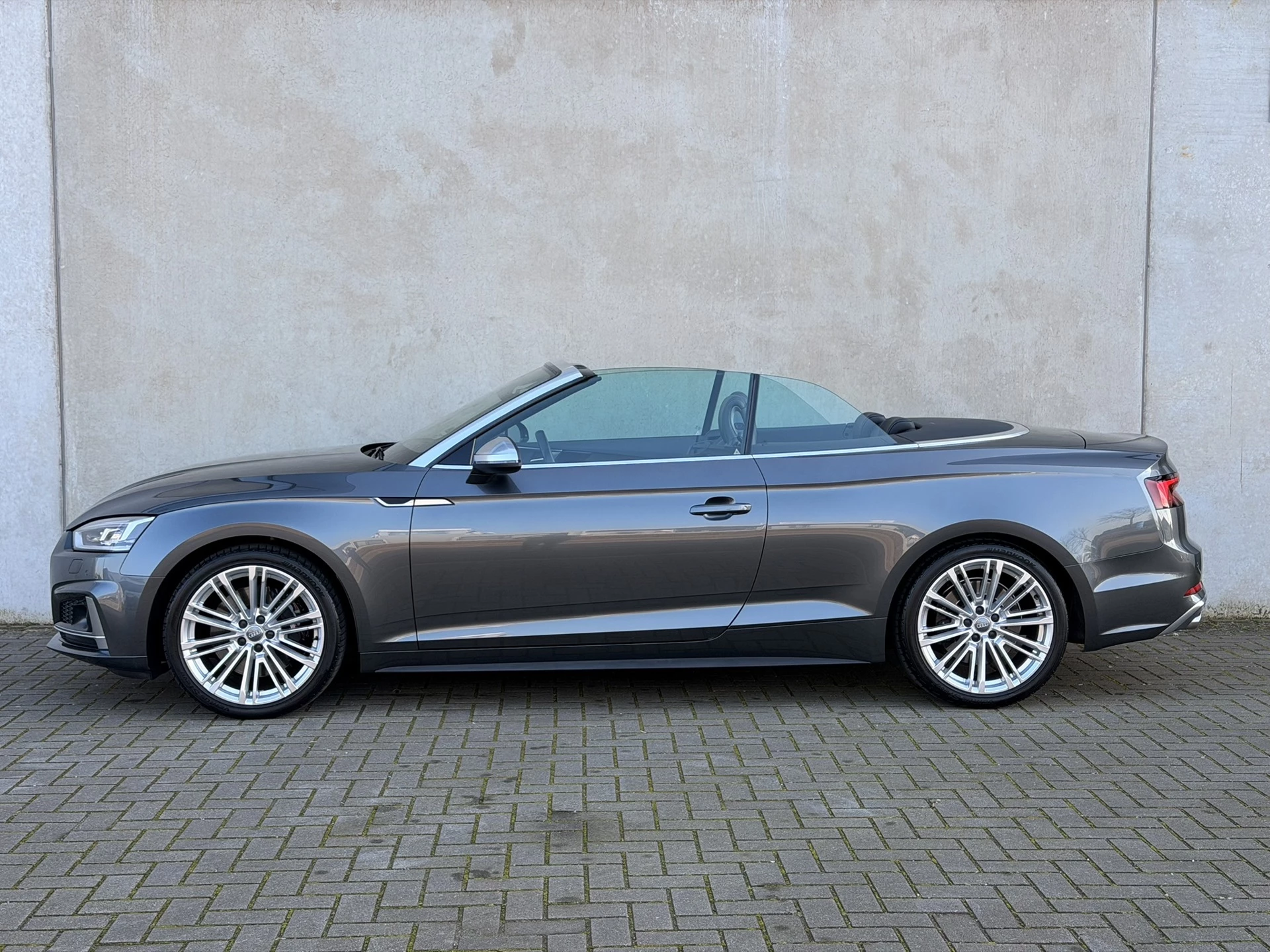 Hoofdafbeelding Audi S5