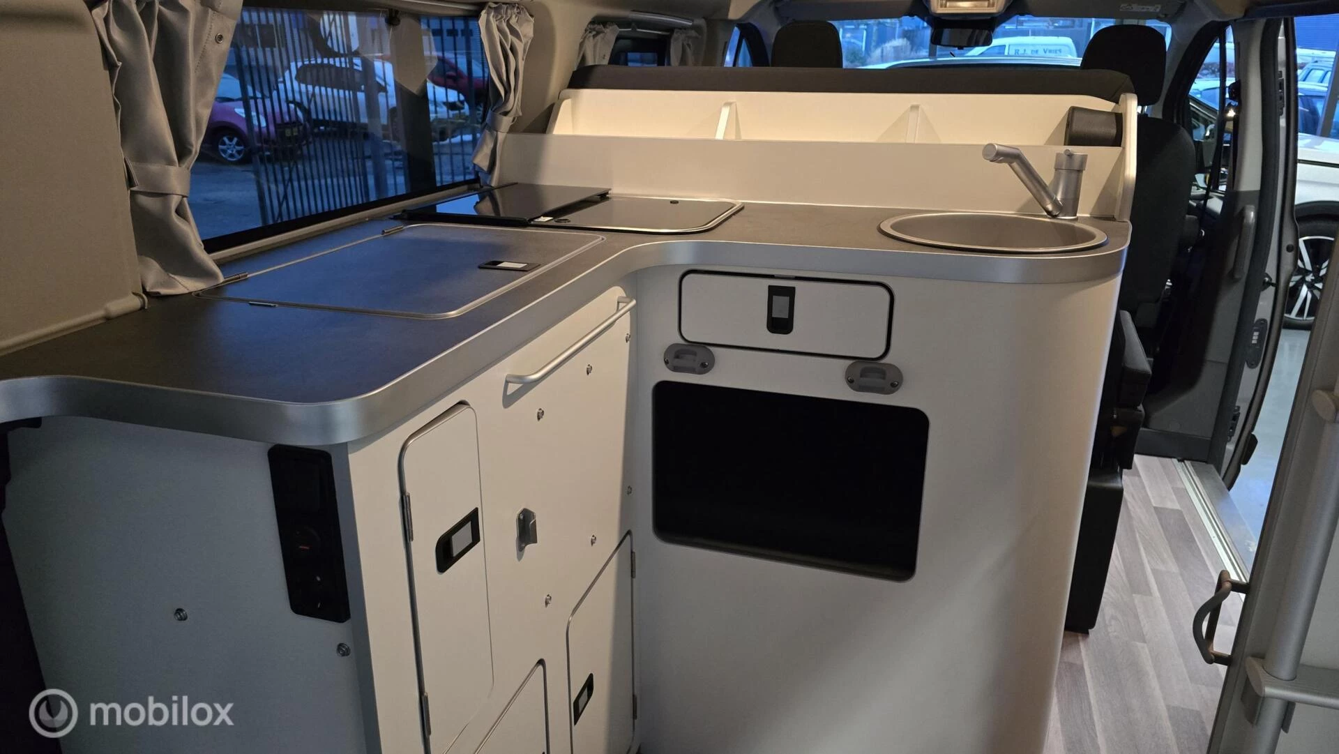 Hoofdafbeelding Ford Nugget