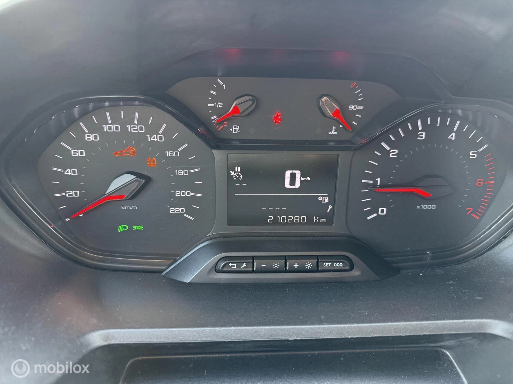 Hoofdafbeelding Peugeot Partner