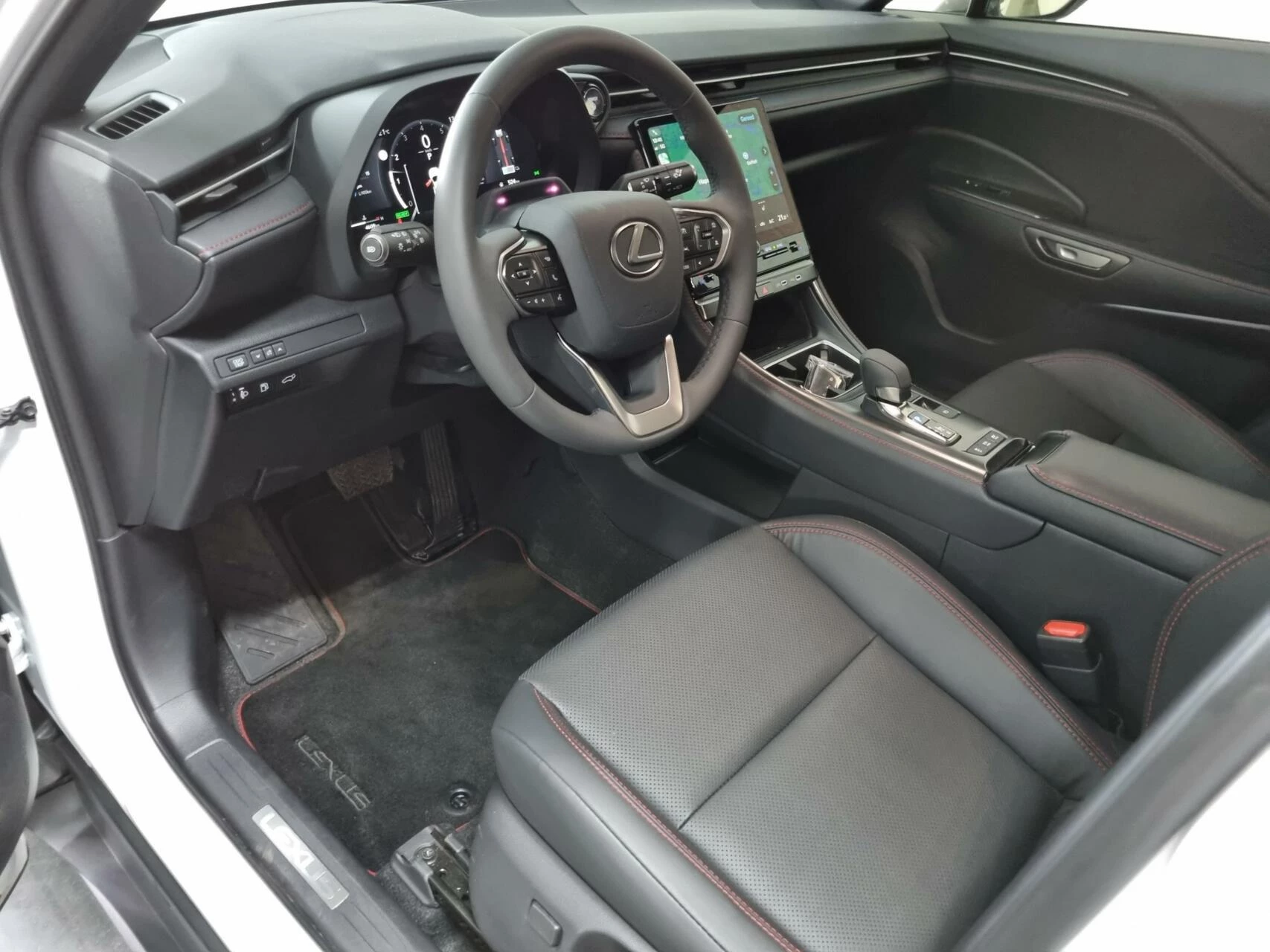 Hoofdafbeelding Lexus LBX
