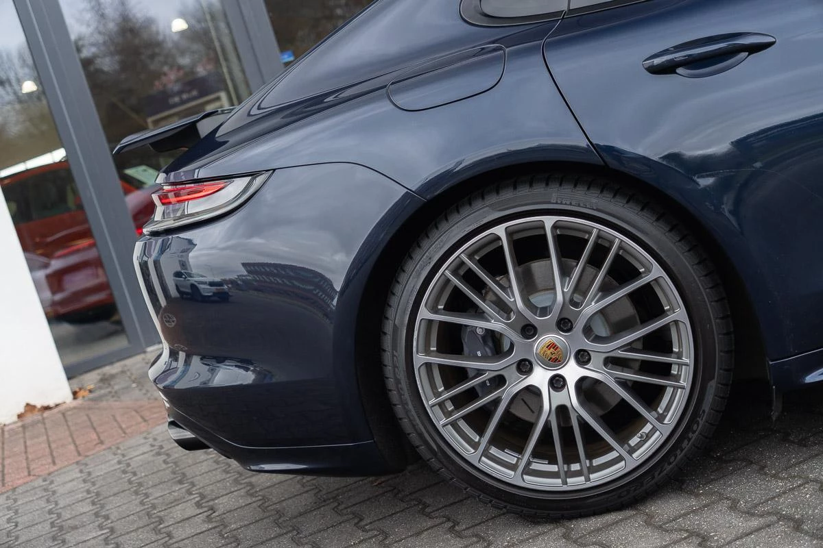 Hoofdafbeelding Porsche Panamera