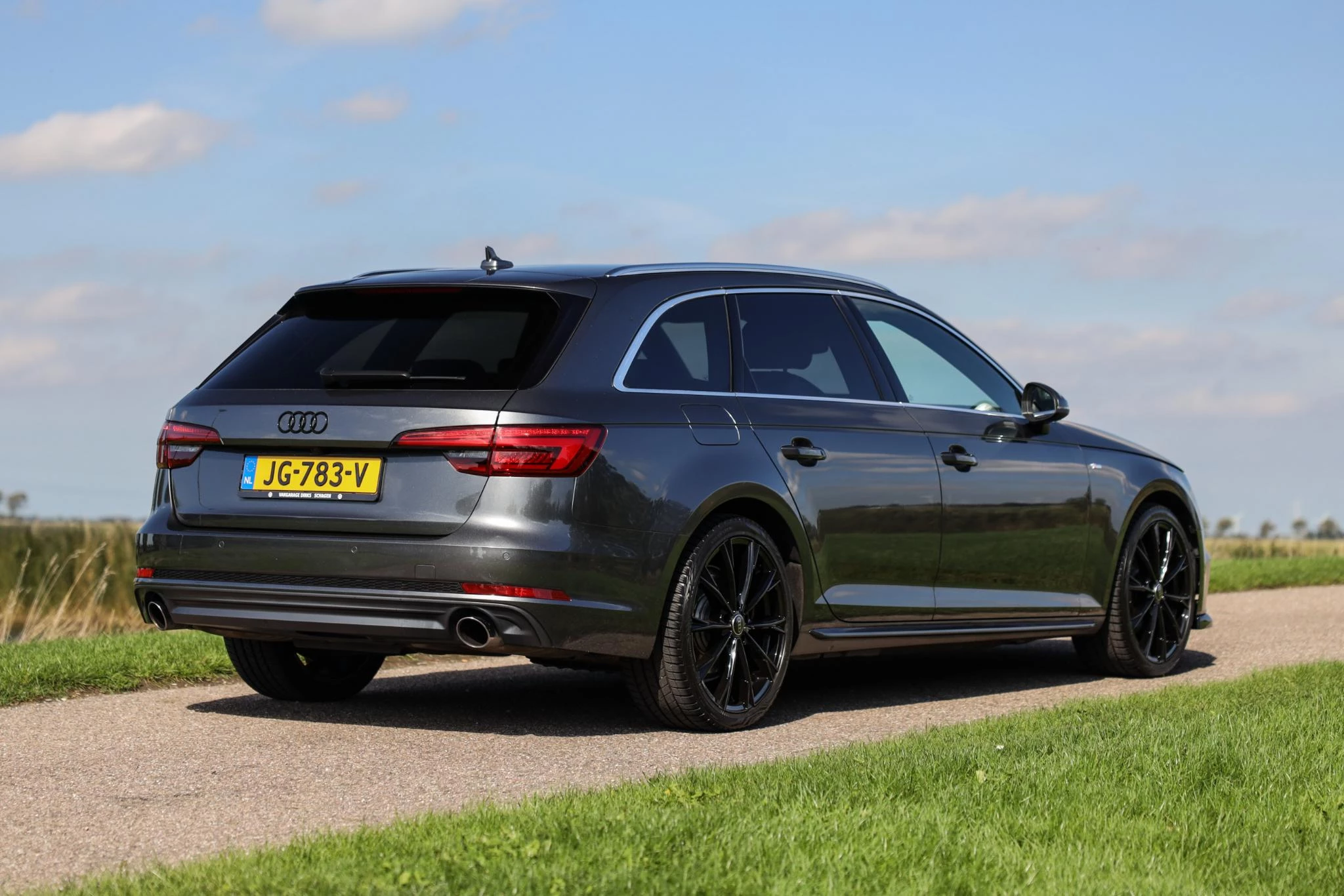 Hoofdafbeelding Audi A4