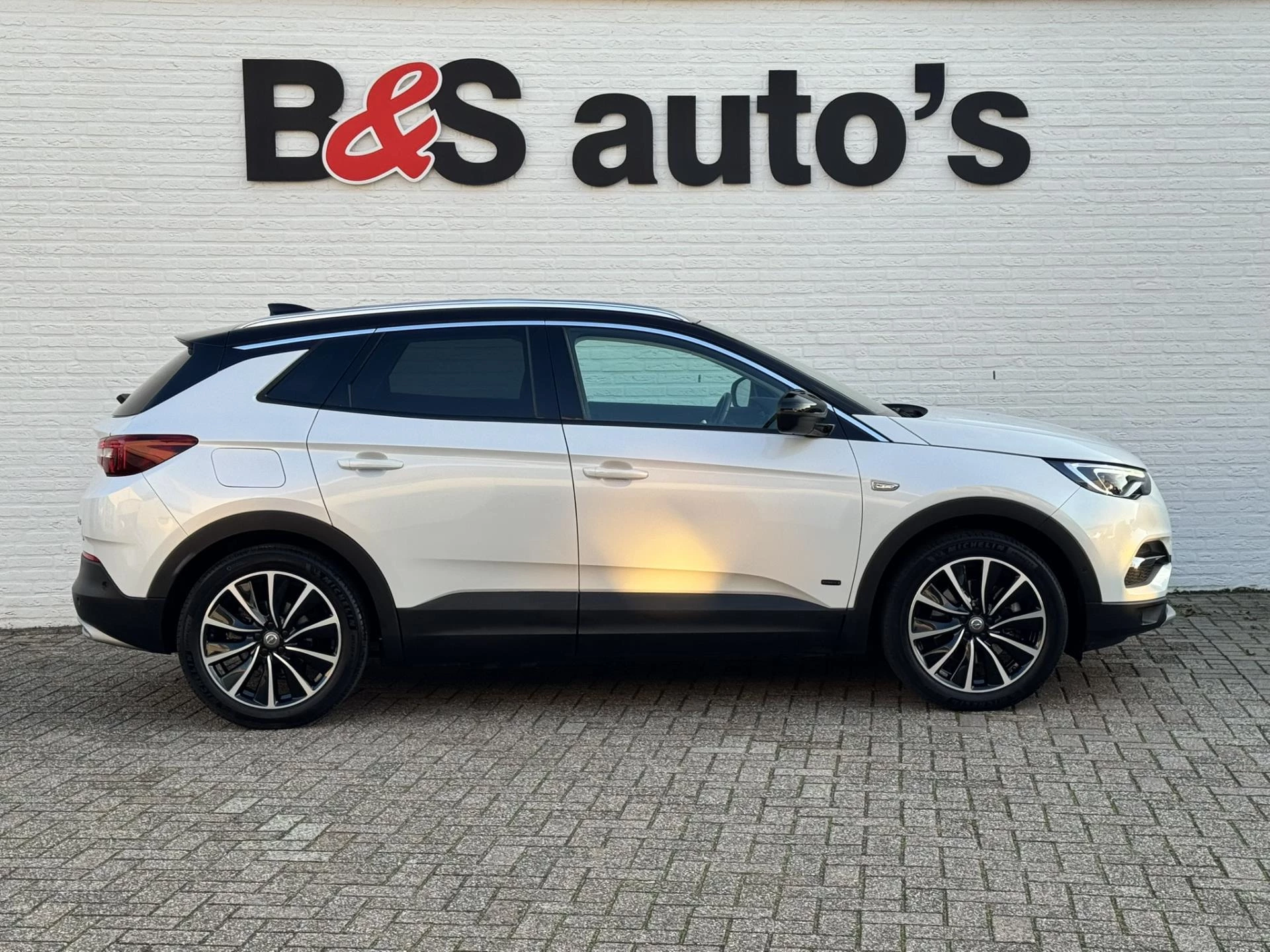 Hoofdafbeelding Opel Grandland X