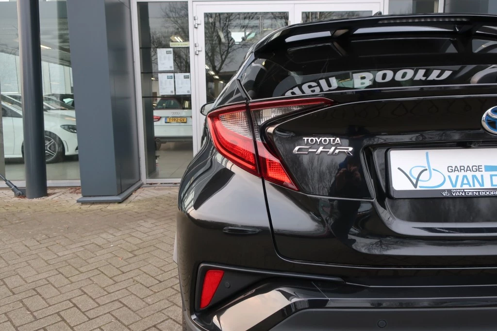 Hoofdafbeelding Toyota C-HR