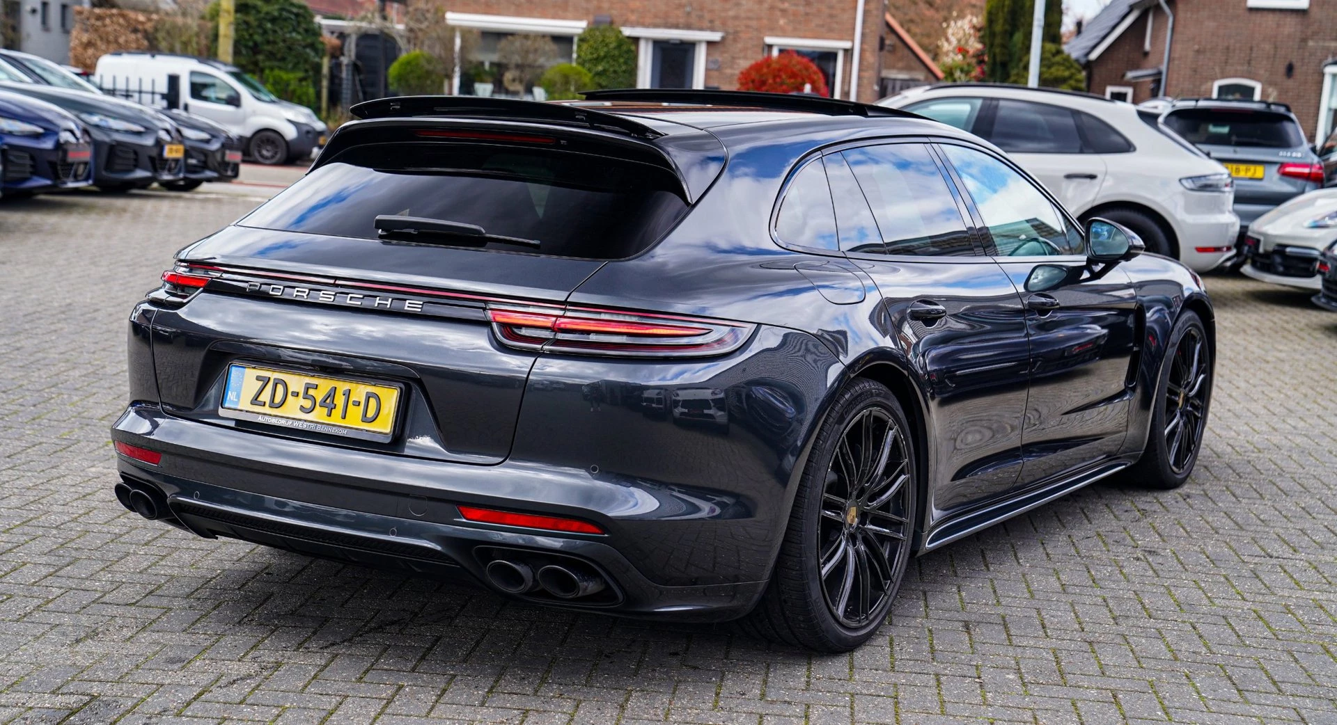 Hoofdafbeelding Porsche Panamera