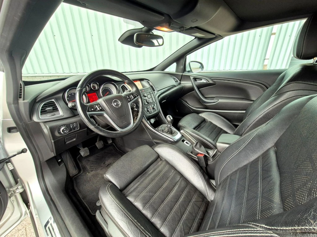 Hoofdafbeelding Opel Cascada
