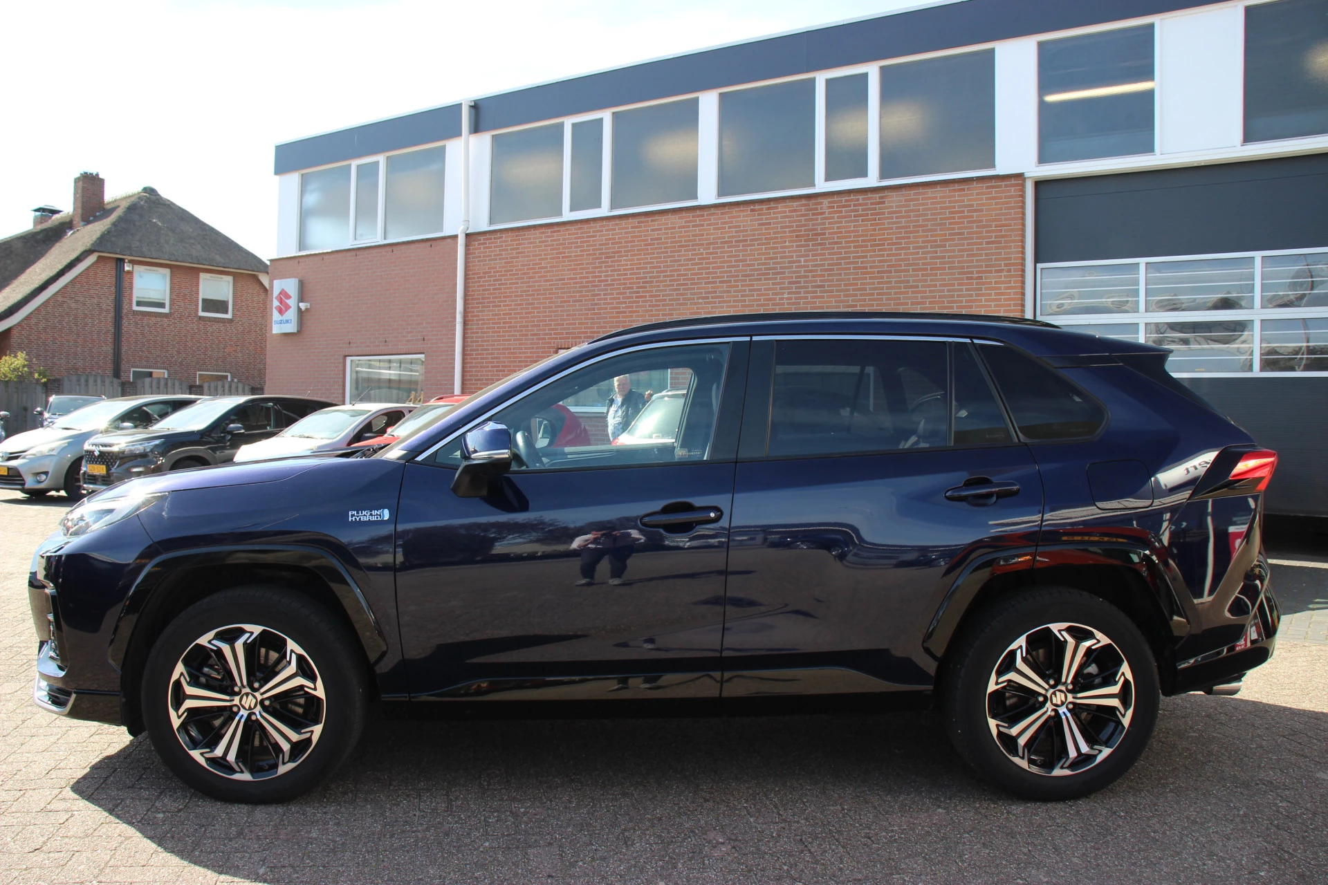 Hoofdafbeelding Suzuki Across