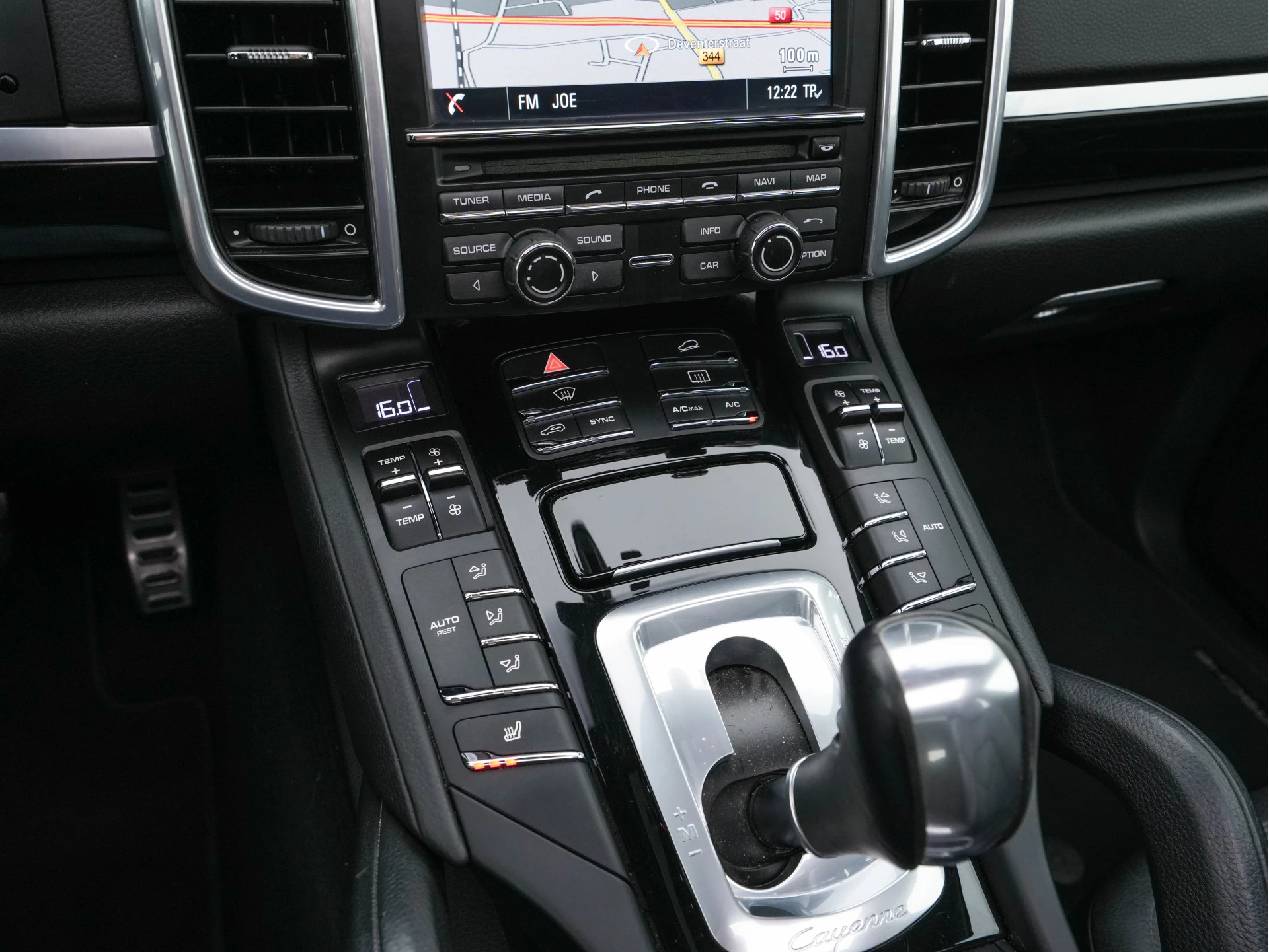 Hoofdafbeelding Porsche Cayenne