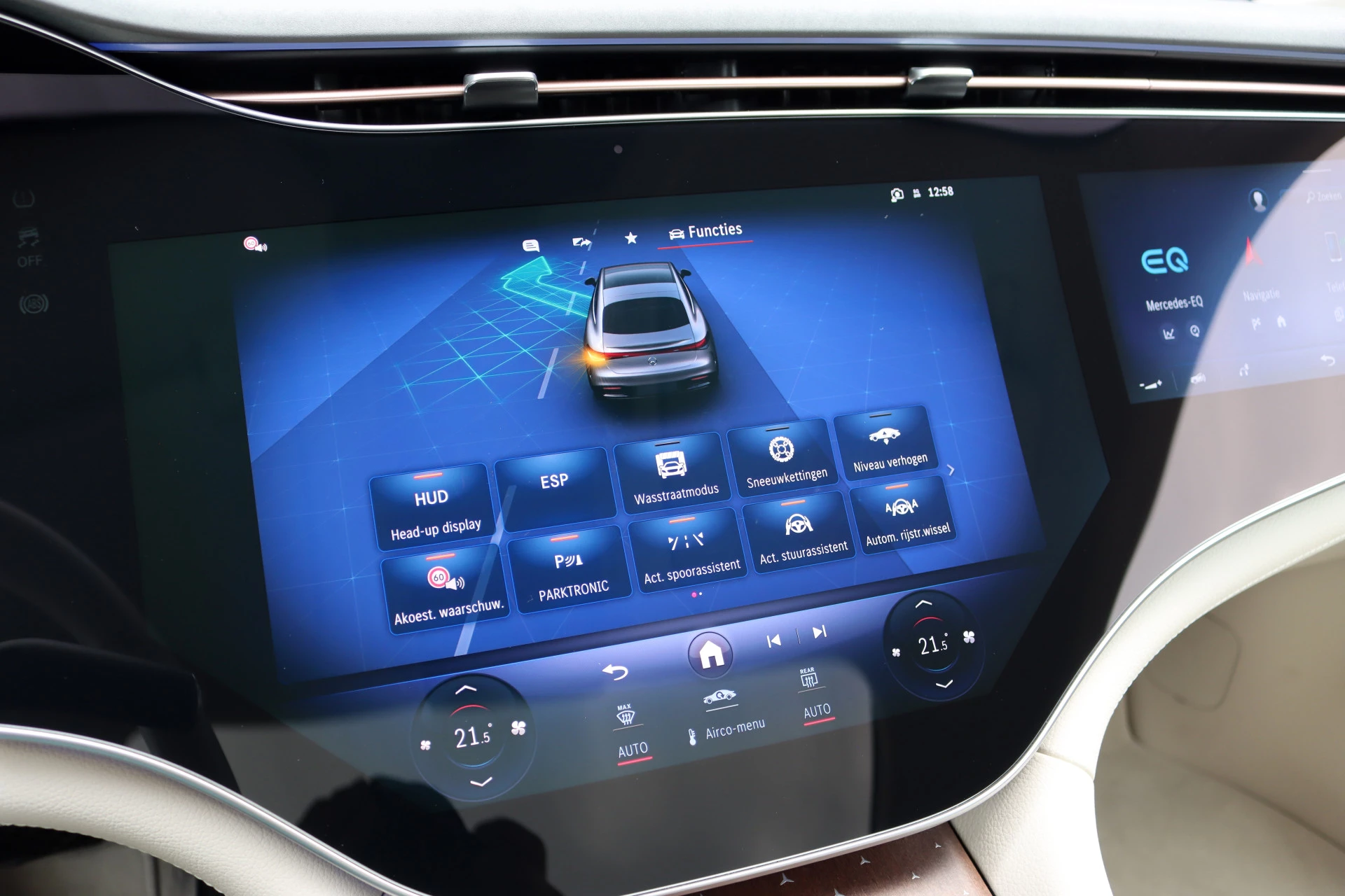 Hoofdafbeelding Mercedes-Benz EQS