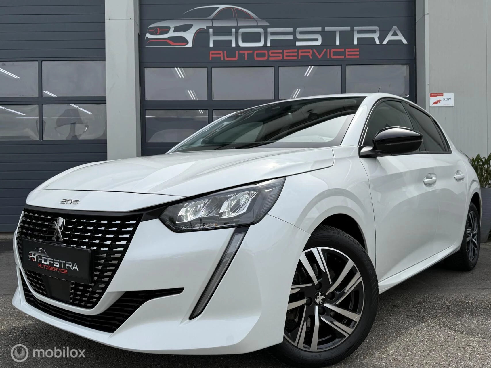 Hoofdafbeelding Peugeot 208