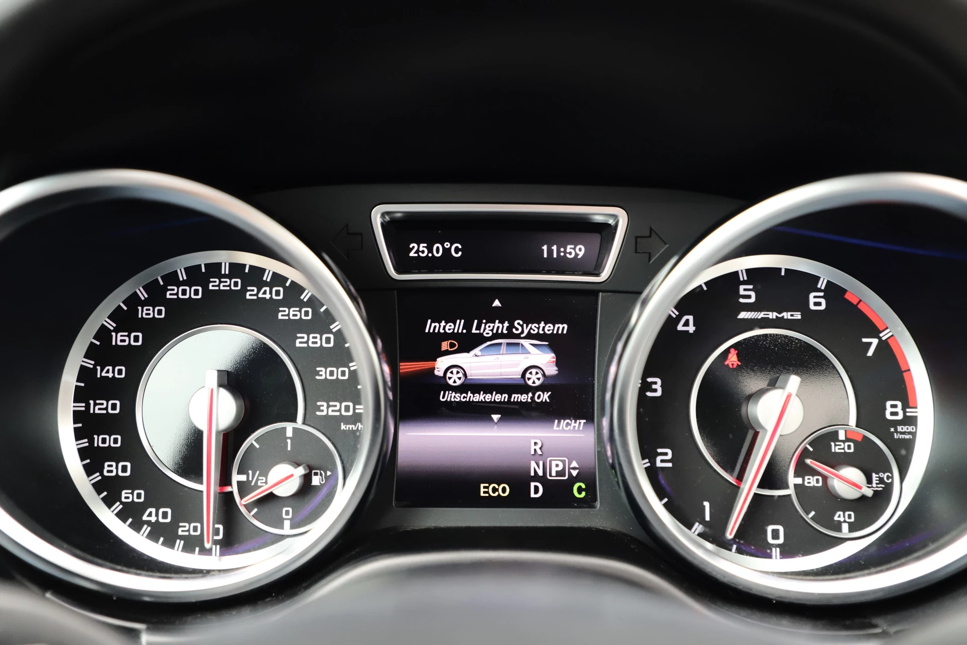 Hoofdafbeelding Mercedes-Benz M-Klasse