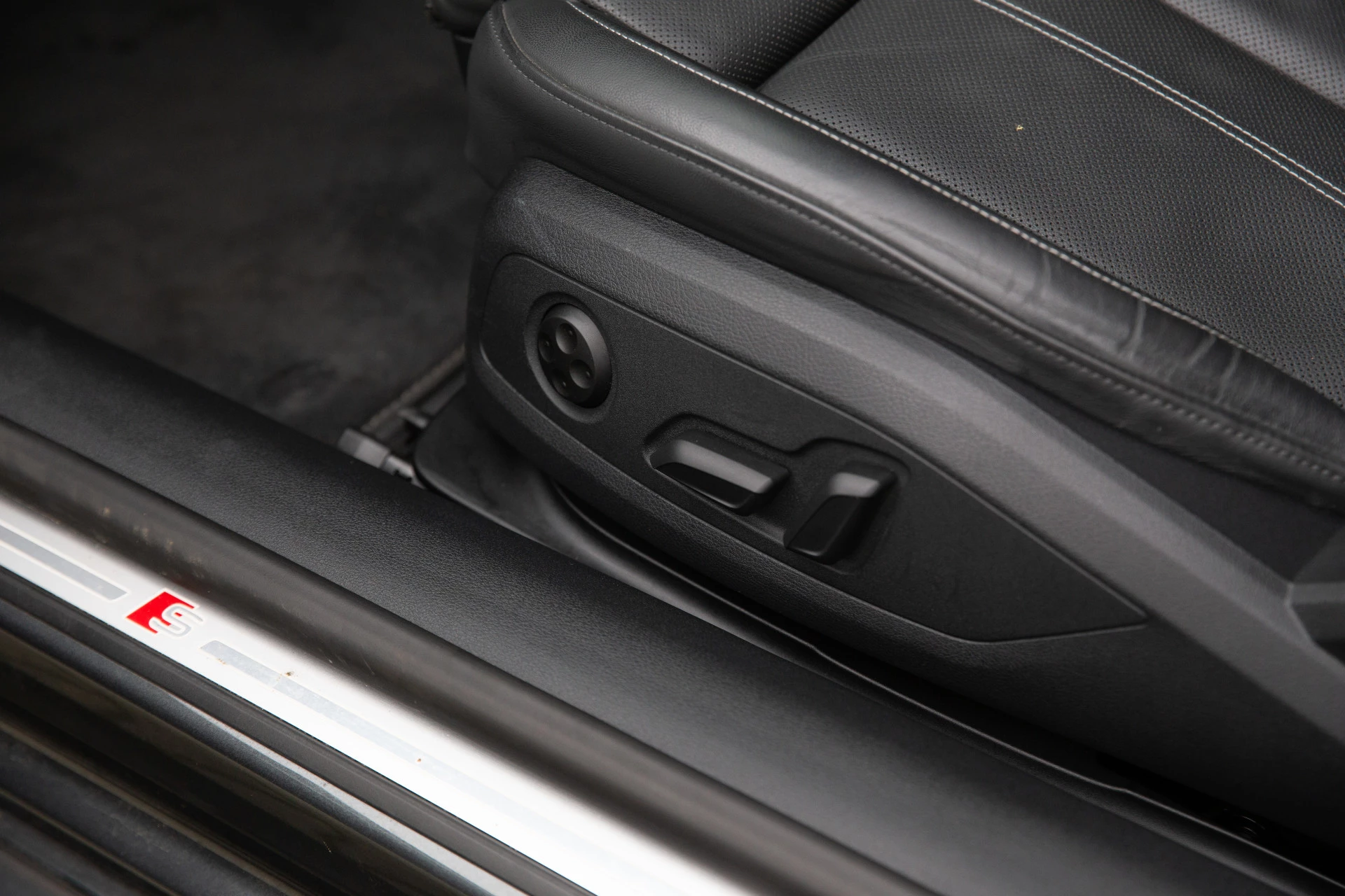 Hoofdafbeelding Audi S5