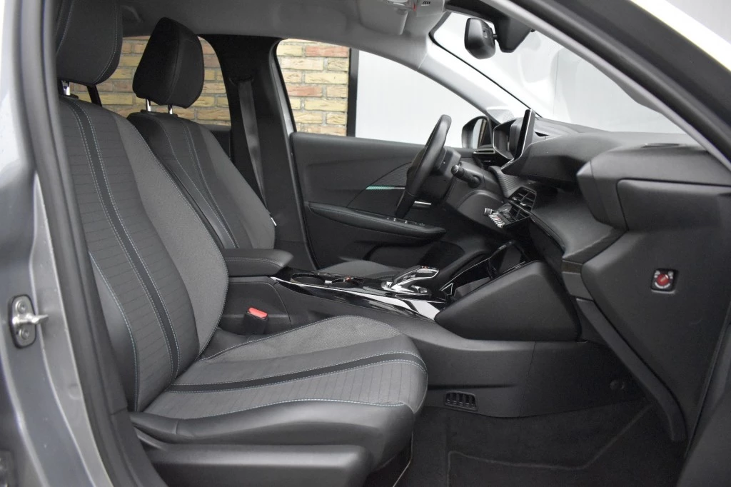 Hoofdafbeelding Peugeot e-208