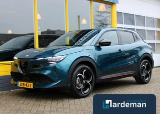 Hoofdafbeelding Alfa Romeo Junior Alfa Romeo Junior 1.2 Turbo Ibrida Sport Speciale