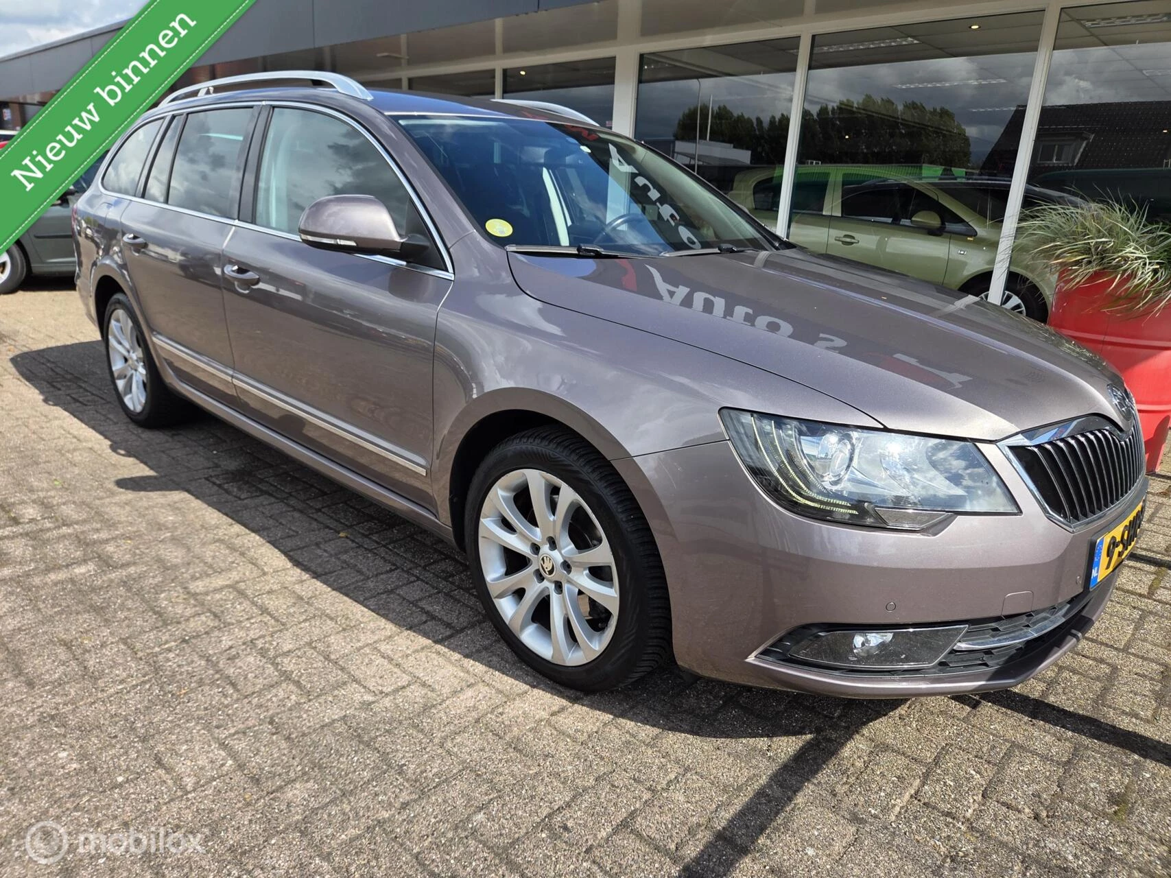 Hoofdafbeelding Škoda Superb