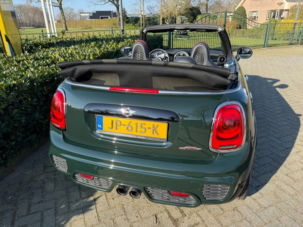 Hoofdafbeelding MINI Cabrio