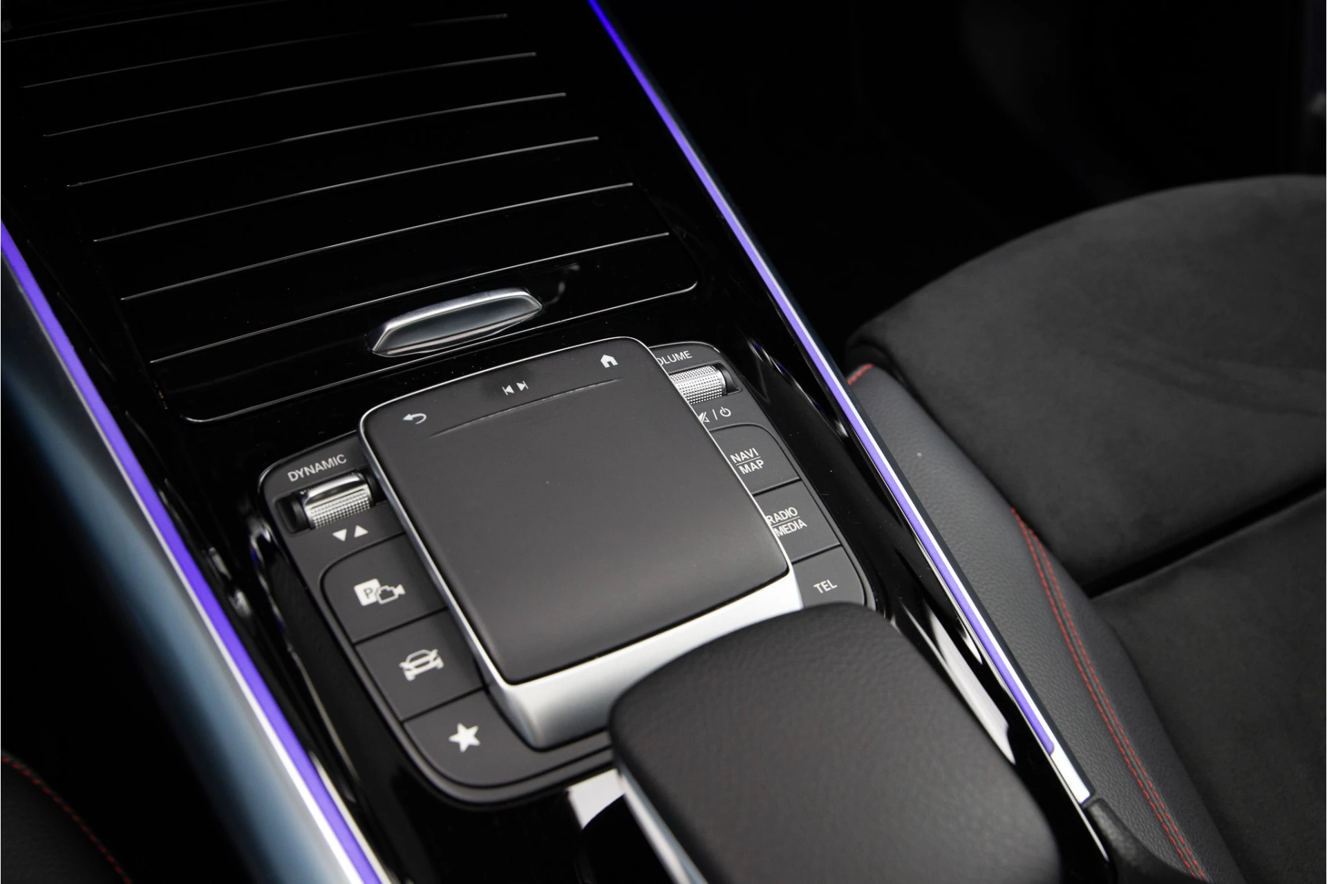 Hoofdafbeelding Mercedes-Benz EQA