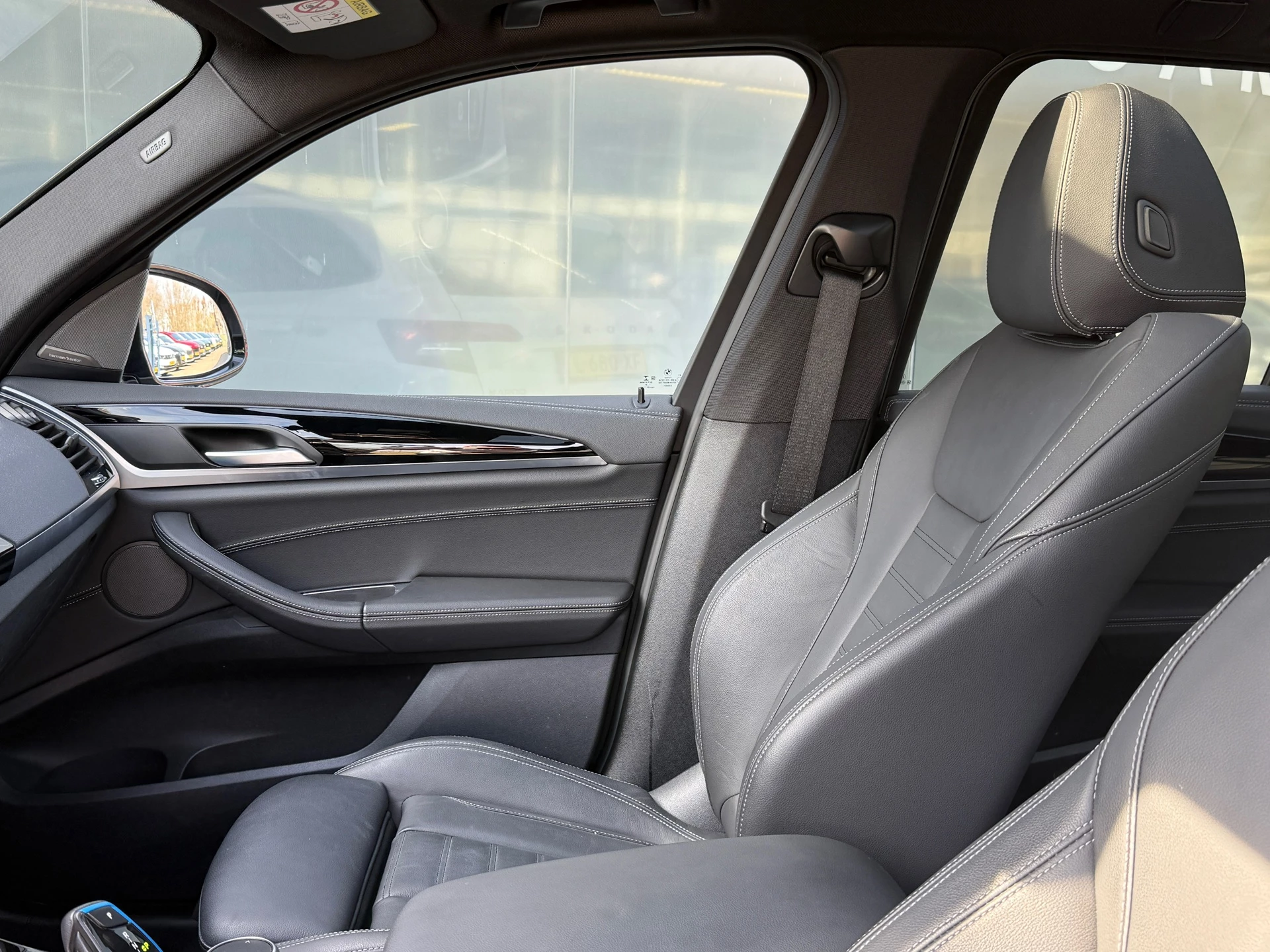 Hoofdafbeelding BMW iX3