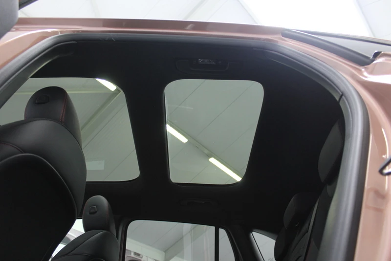 Hoofdafbeelding Mercedes-Benz EQA