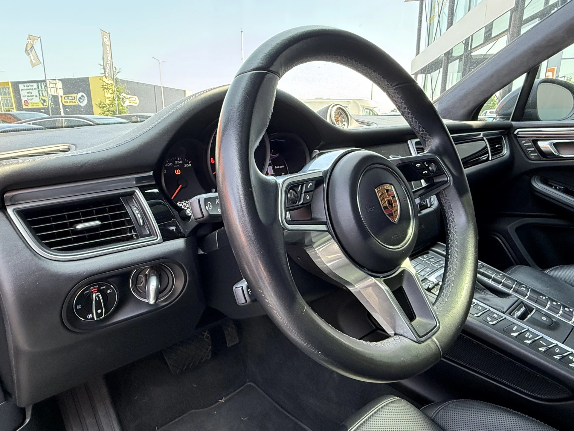 Hoofdafbeelding Porsche Macan