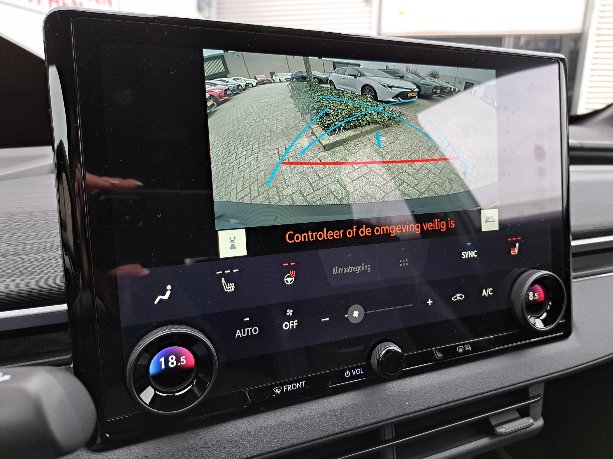 Hoofdafbeelding Toyota C-HR+