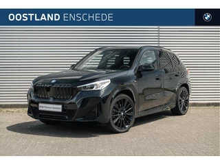 BMW iX1 xDrive30 M Sport / Trekhaak / Achteruitrijcamera / M Adaptief onderstel / Sportstoelen / Parking Assistant