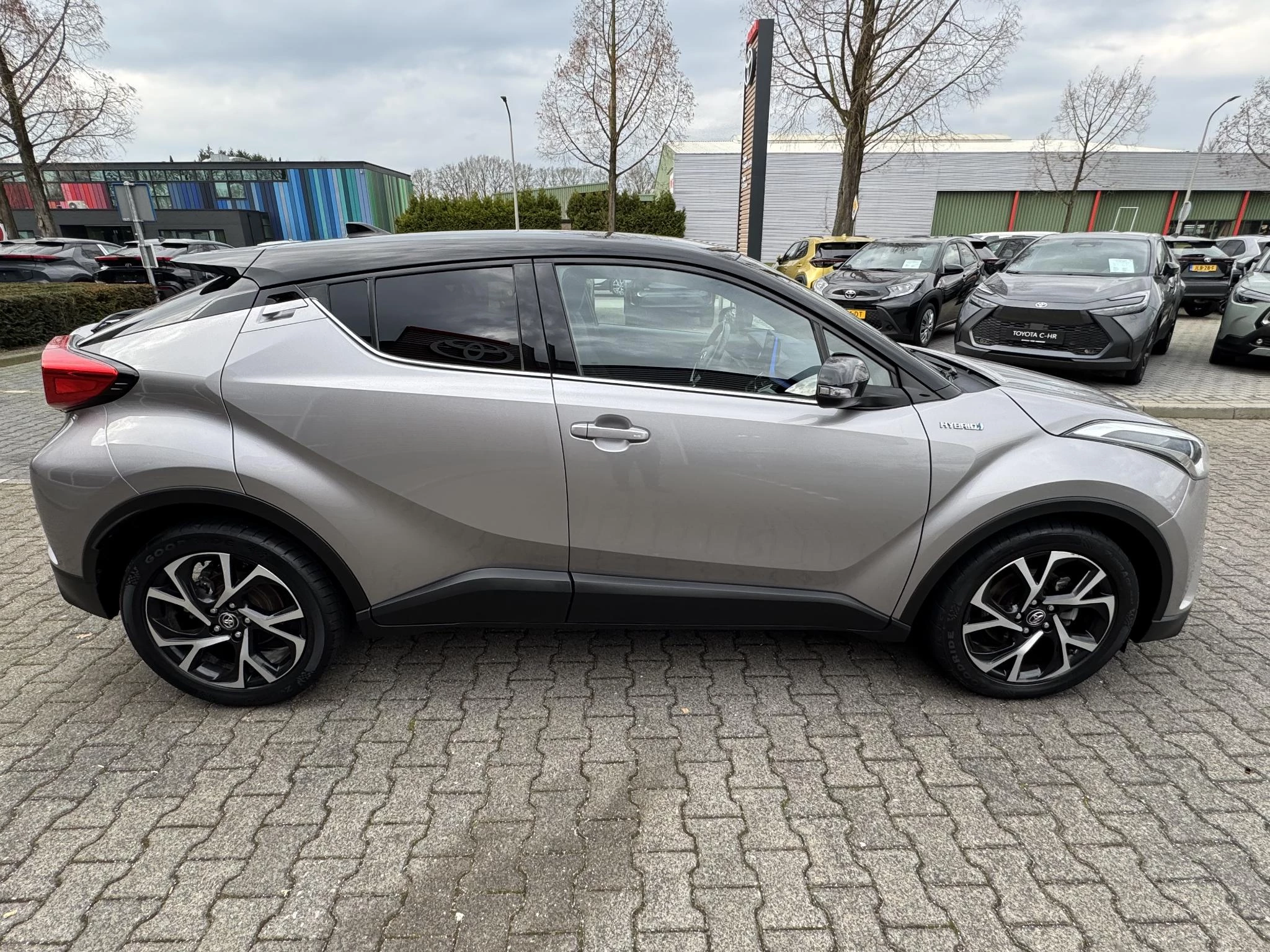Hoofdafbeelding Toyota C-HR
