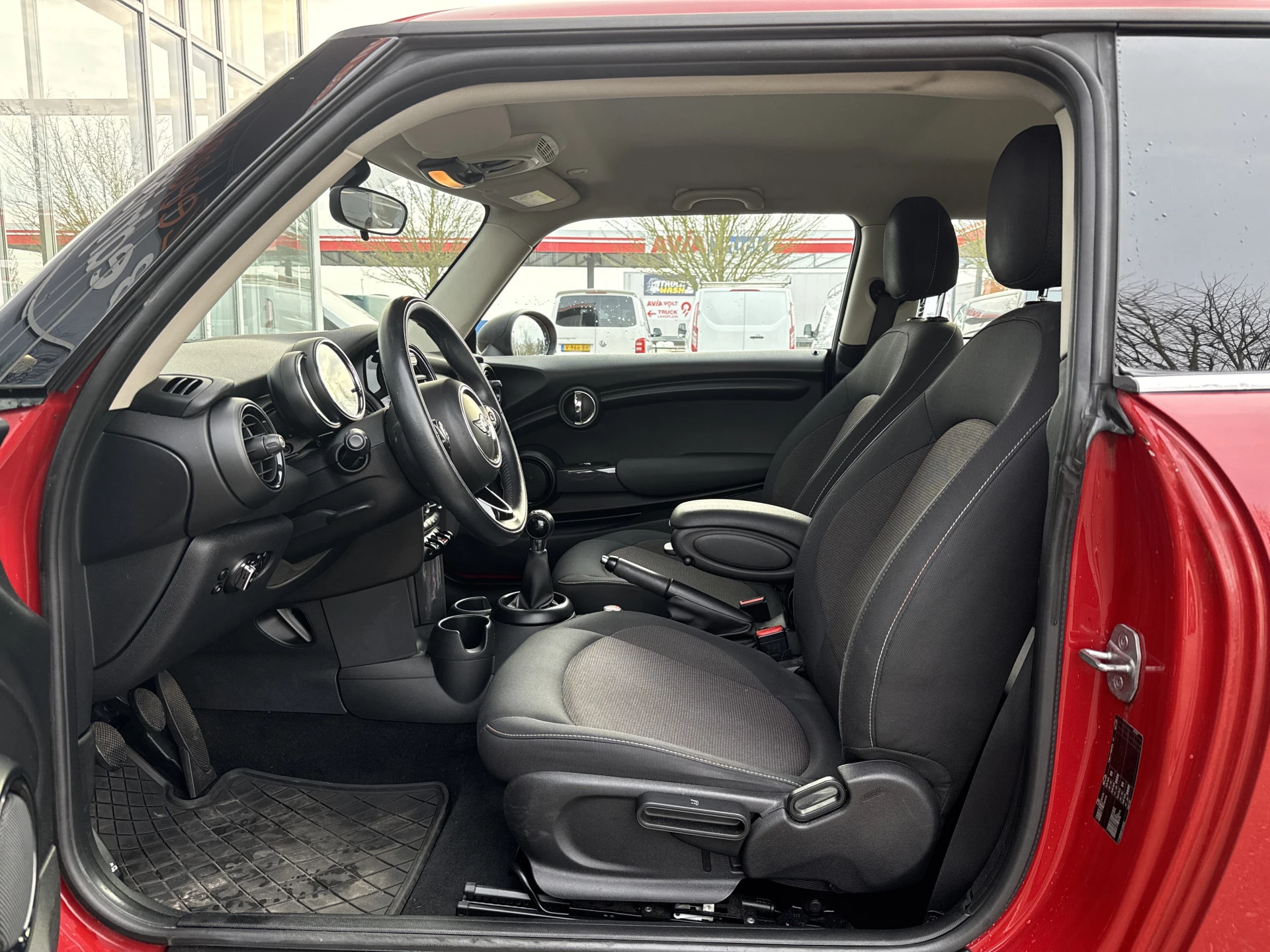 Hoofdafbeelding MINI One