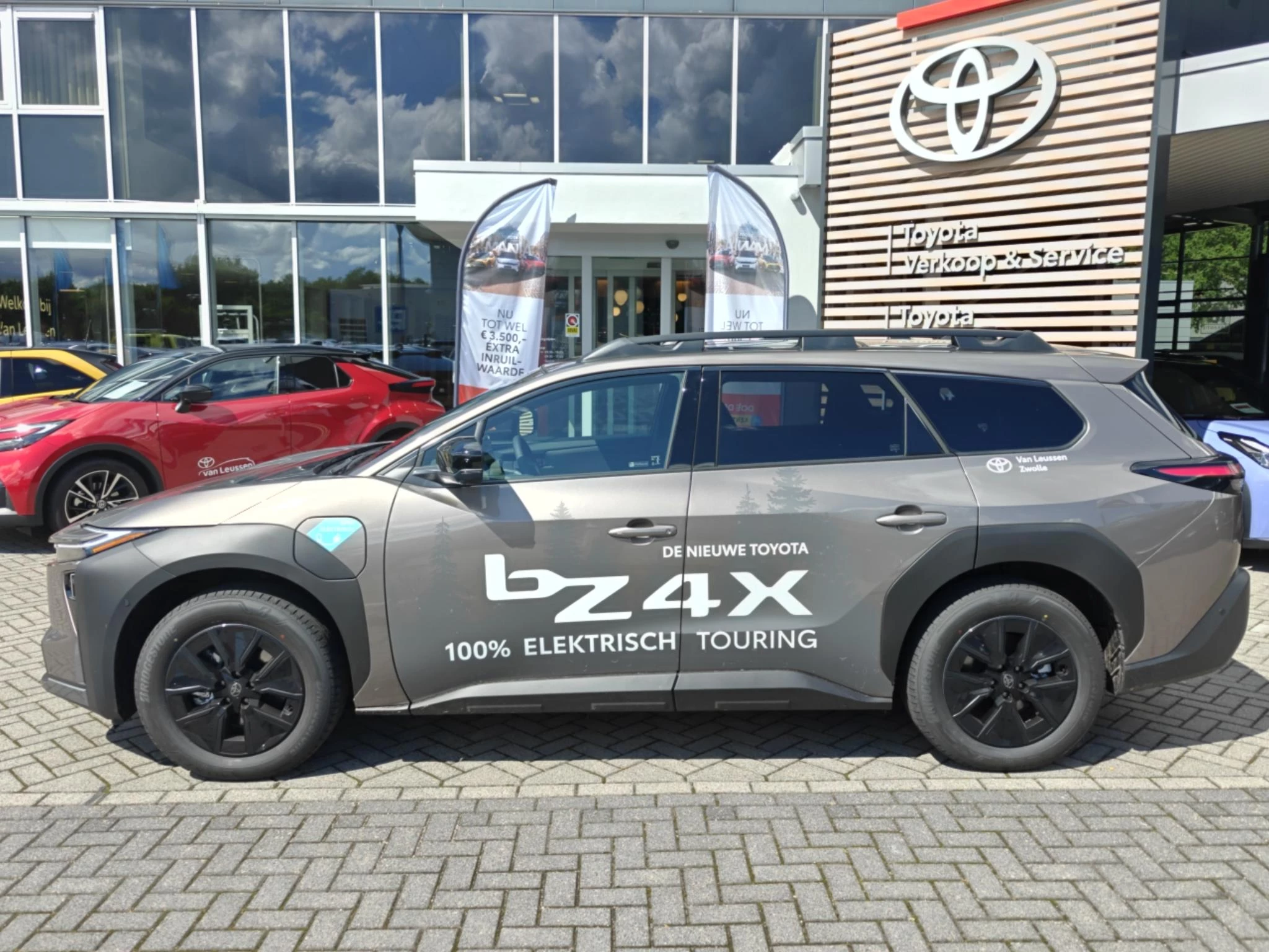 Hoofdafbeelding Toyota bZ4X