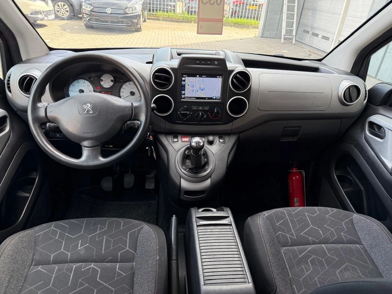 Hoofdafbeelding Peugeot Partner