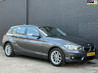 BMW 1-serie 118i Corporate Lease Executive NAVI | PDC | AIRCO | CRUISE | NWE APK