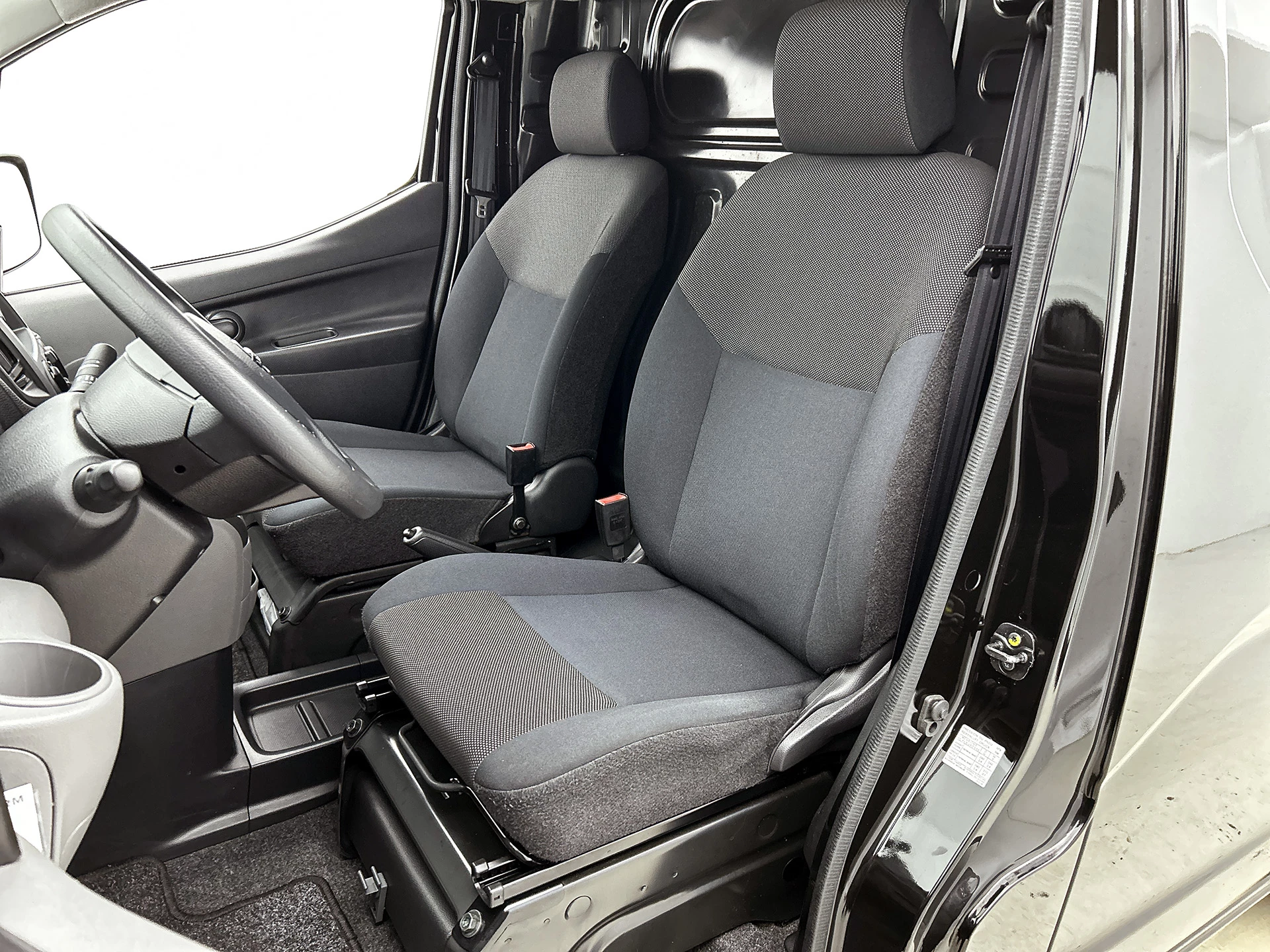 Hoofdafbeelding Nissan NV200