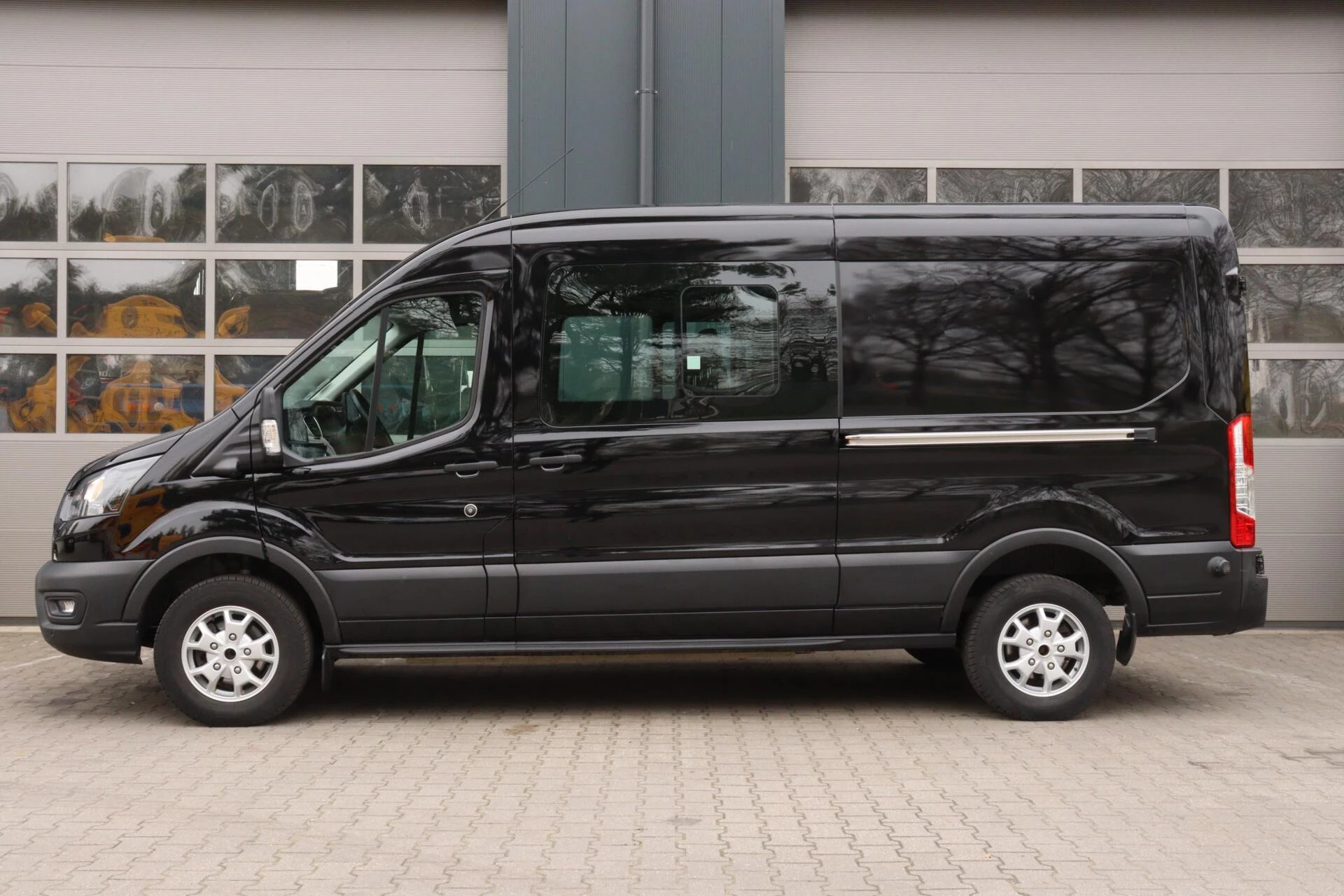 Hoofdafbeelding Ford E-Transit