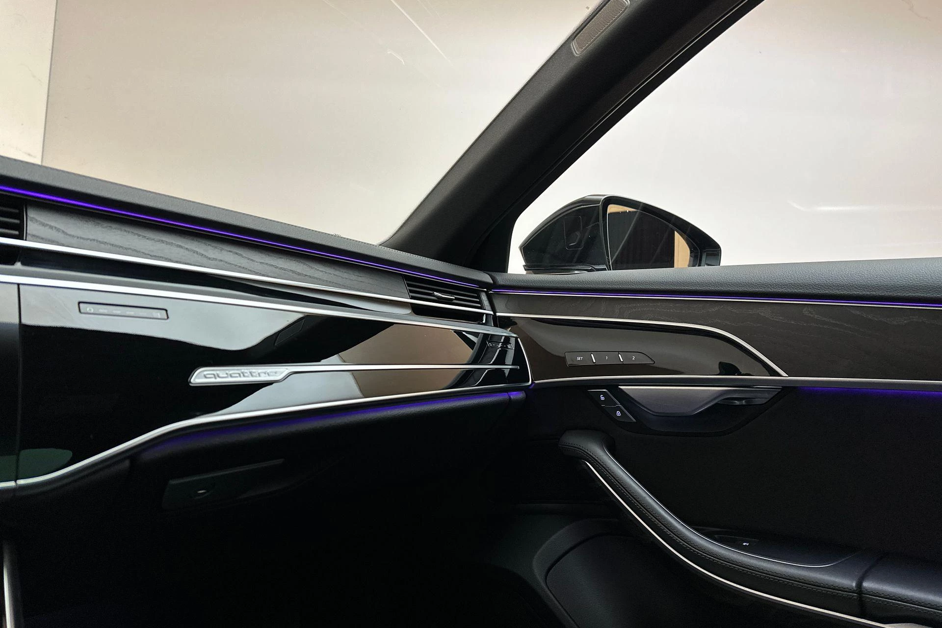 Hoofdafbeelding Audi A8