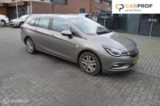 Opel Astra Sports Tourer 1.6 CDTI Business+ 1 jaar apk