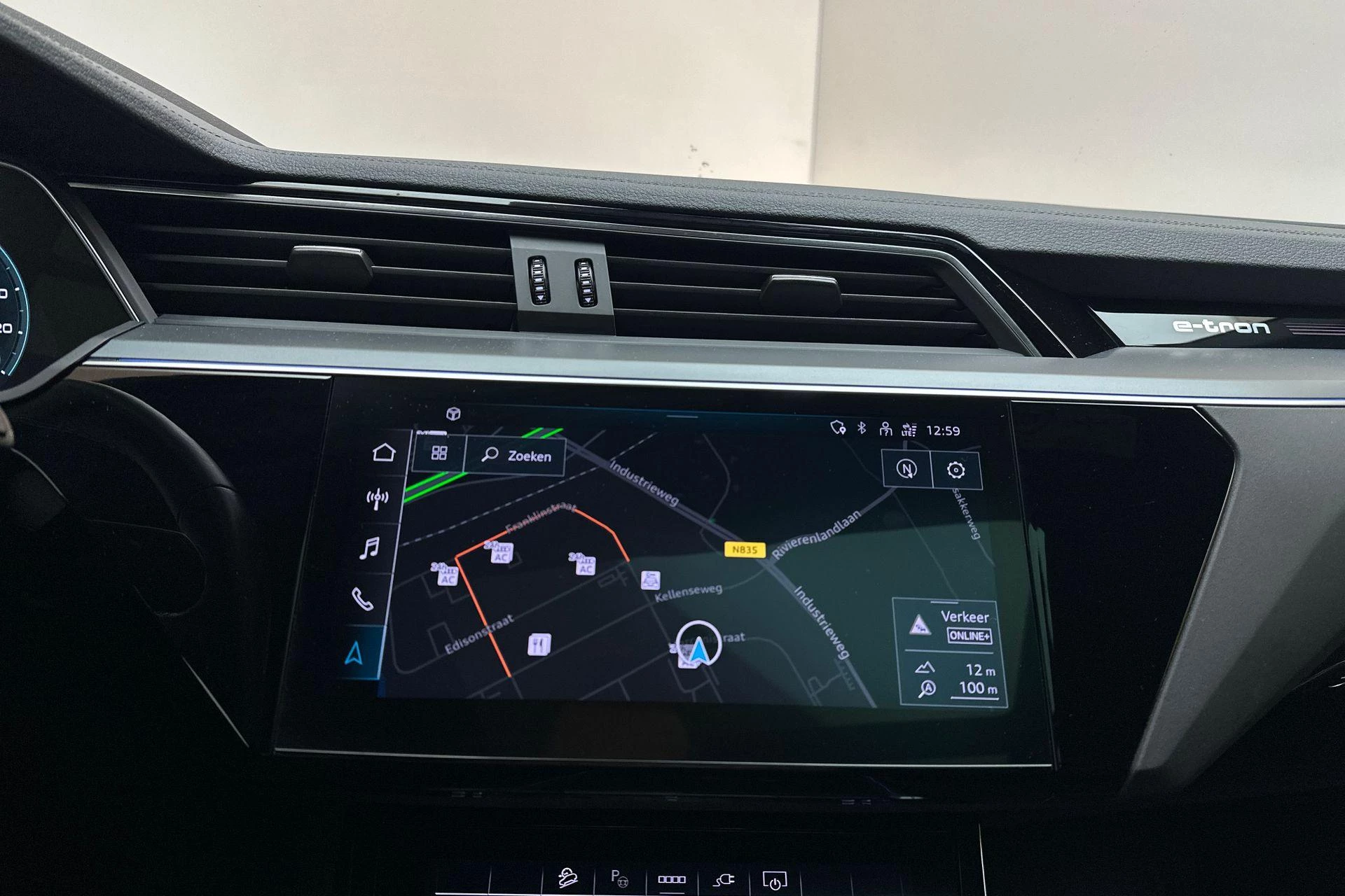 Hoofdafbeelding Audi Q8 e-tron