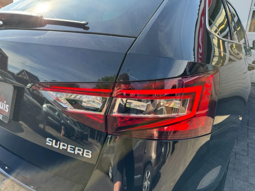 Hoofdafbeelding Škoda Superb