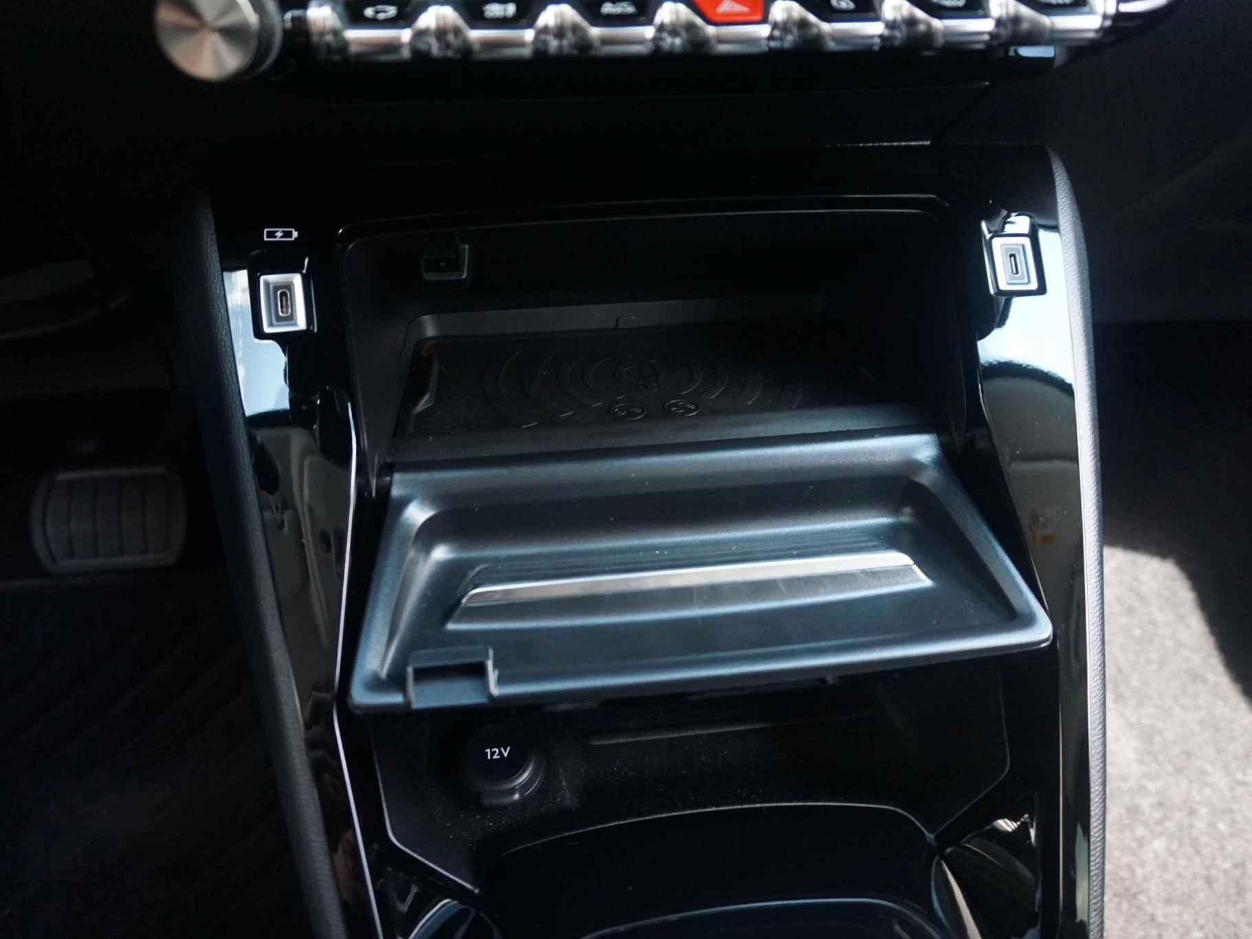 Hoofdafbeelding Peugeot e-208
