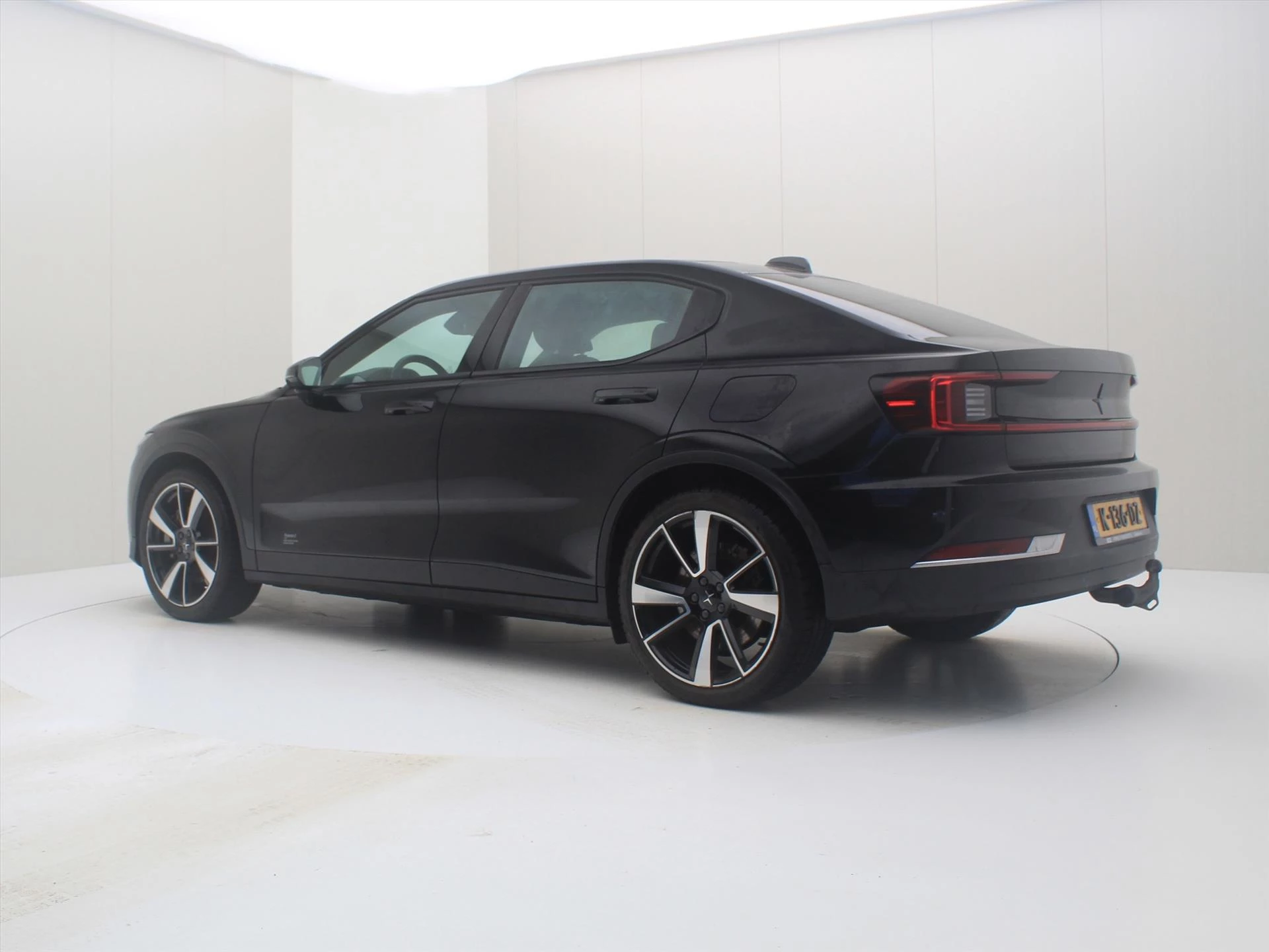 Hoofdafbeelding Polestar 2