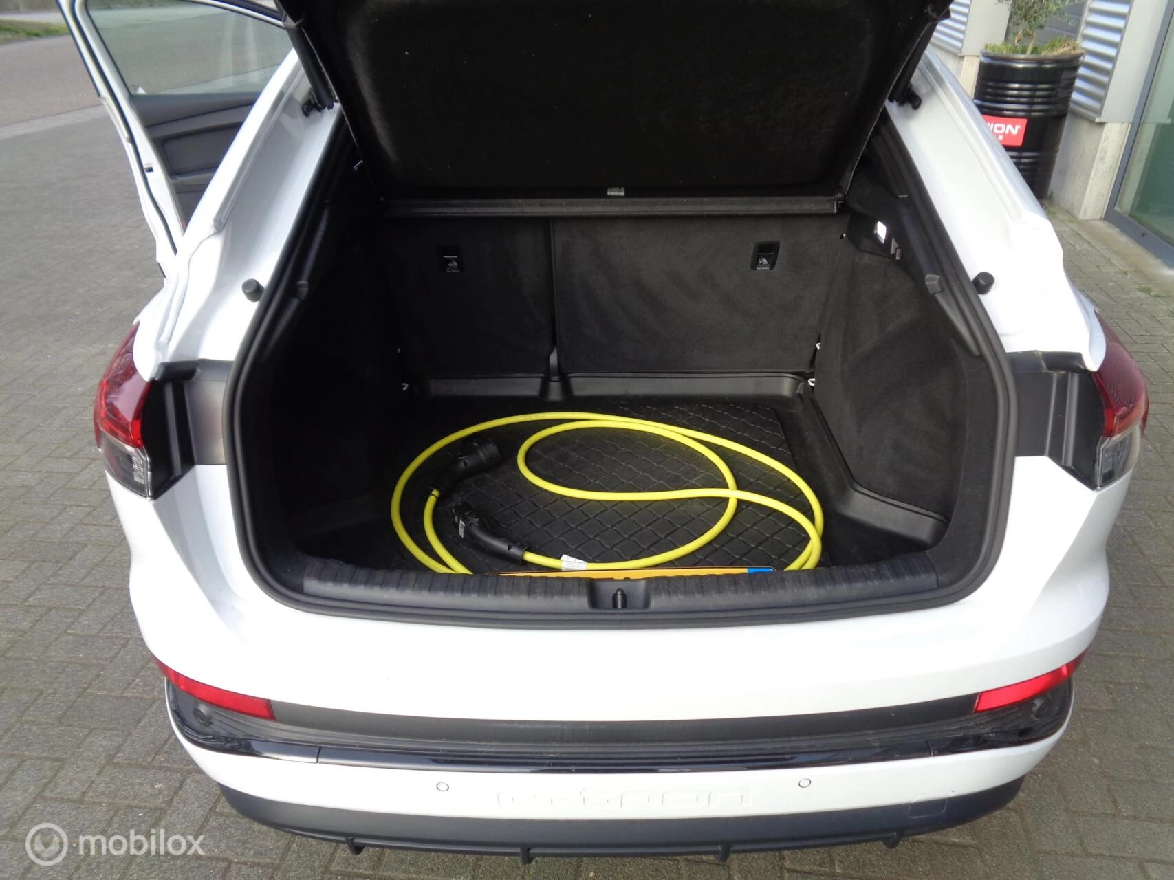 Hoofdafbeelding Audi Q4 Sportback e-tro