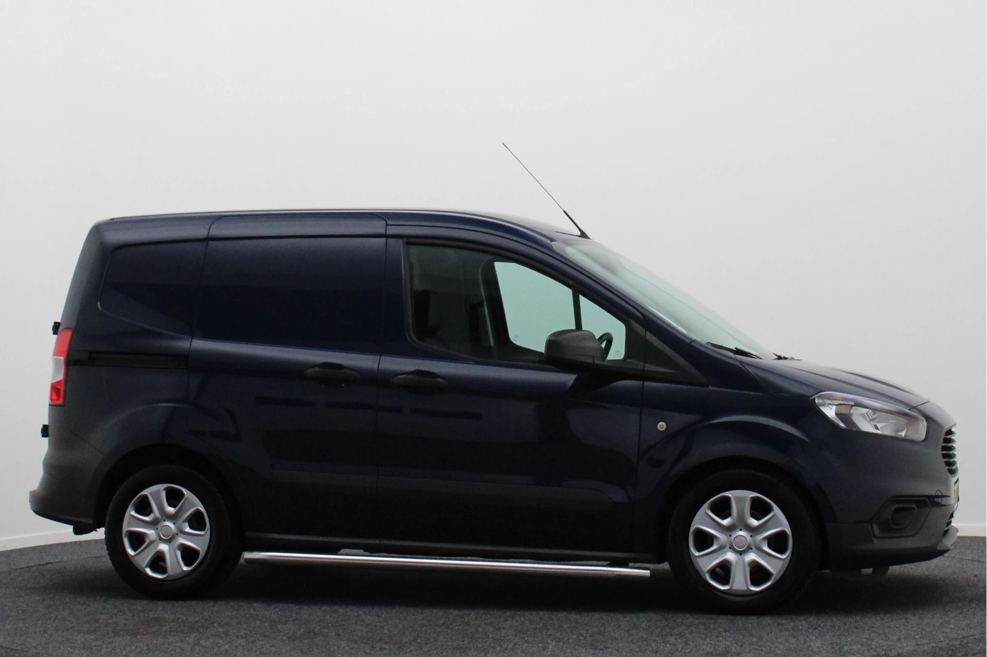Hoofdafbeelding Ford Transit Courier