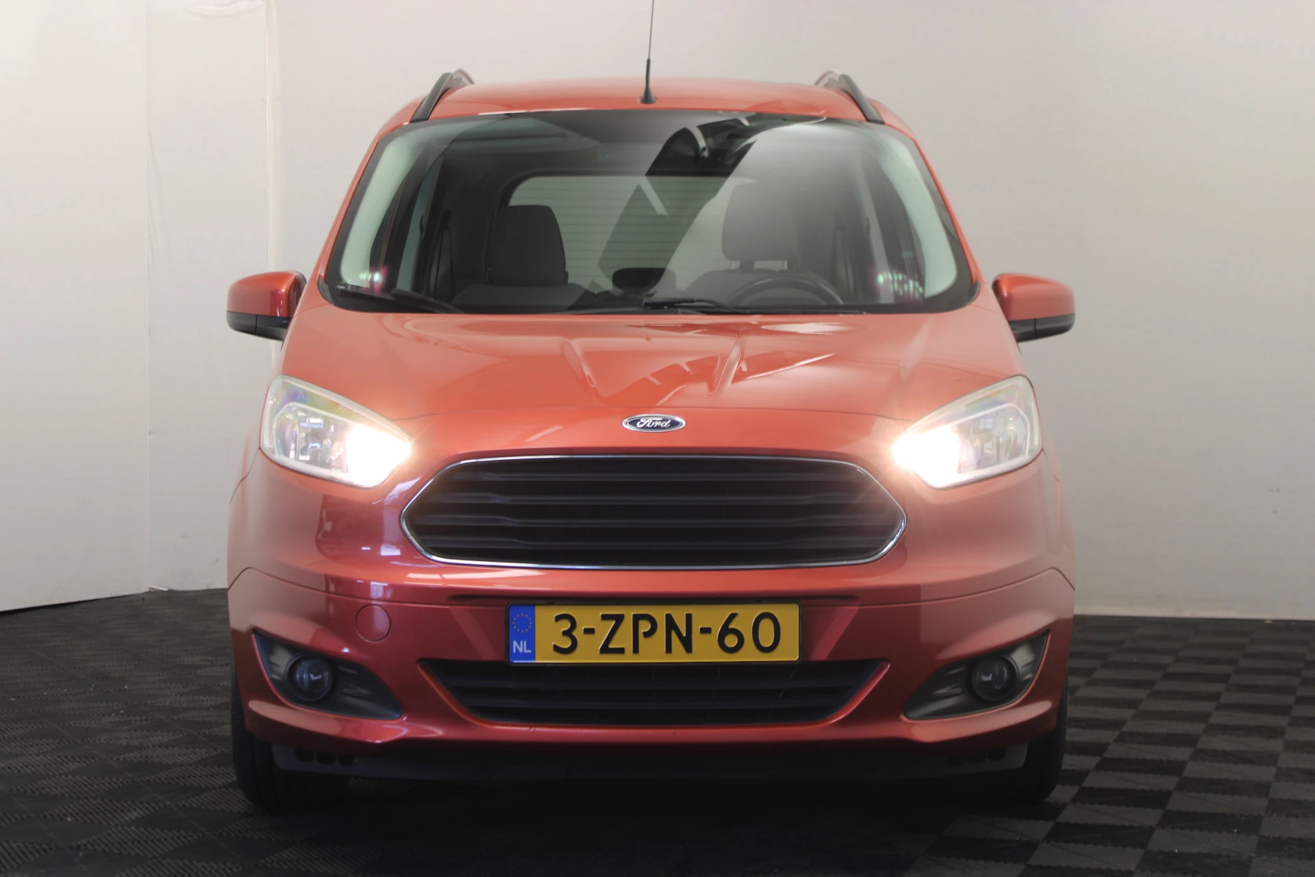 Hoofdafbeelding Ford Tourneo Courier