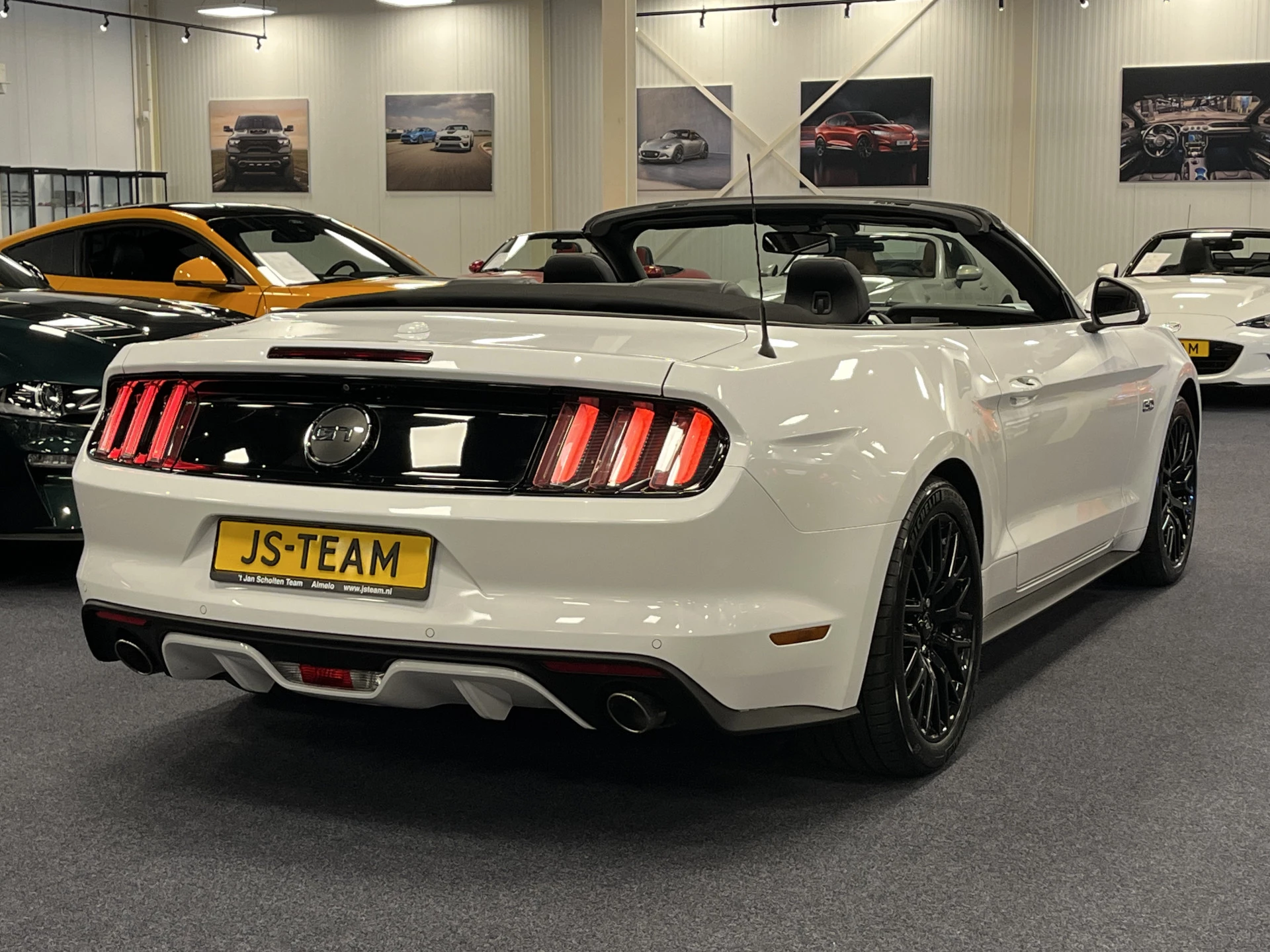 Hoofdafbeelding Ford Mustang