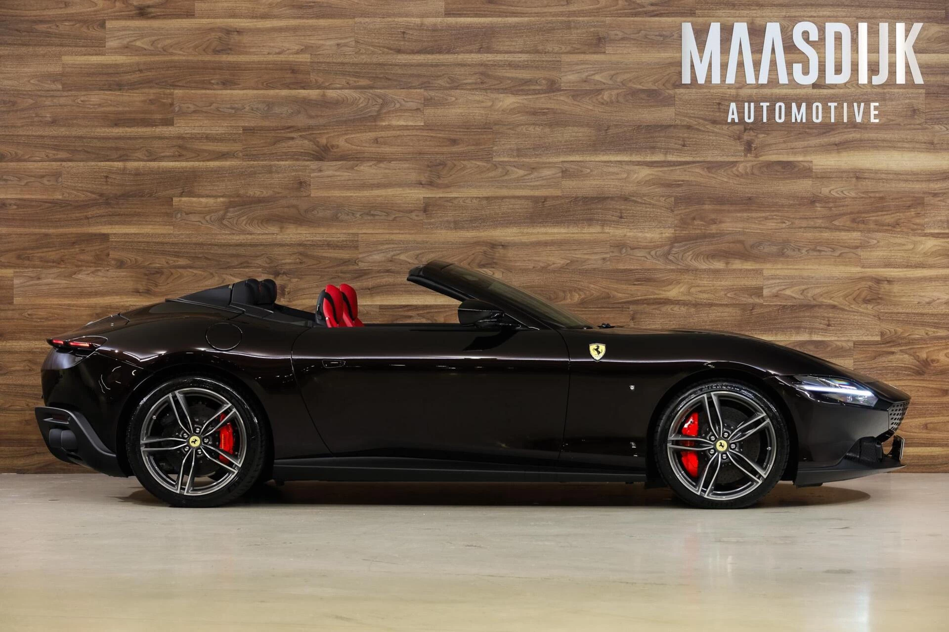 Hoofdafbeelding Ferrari Roma