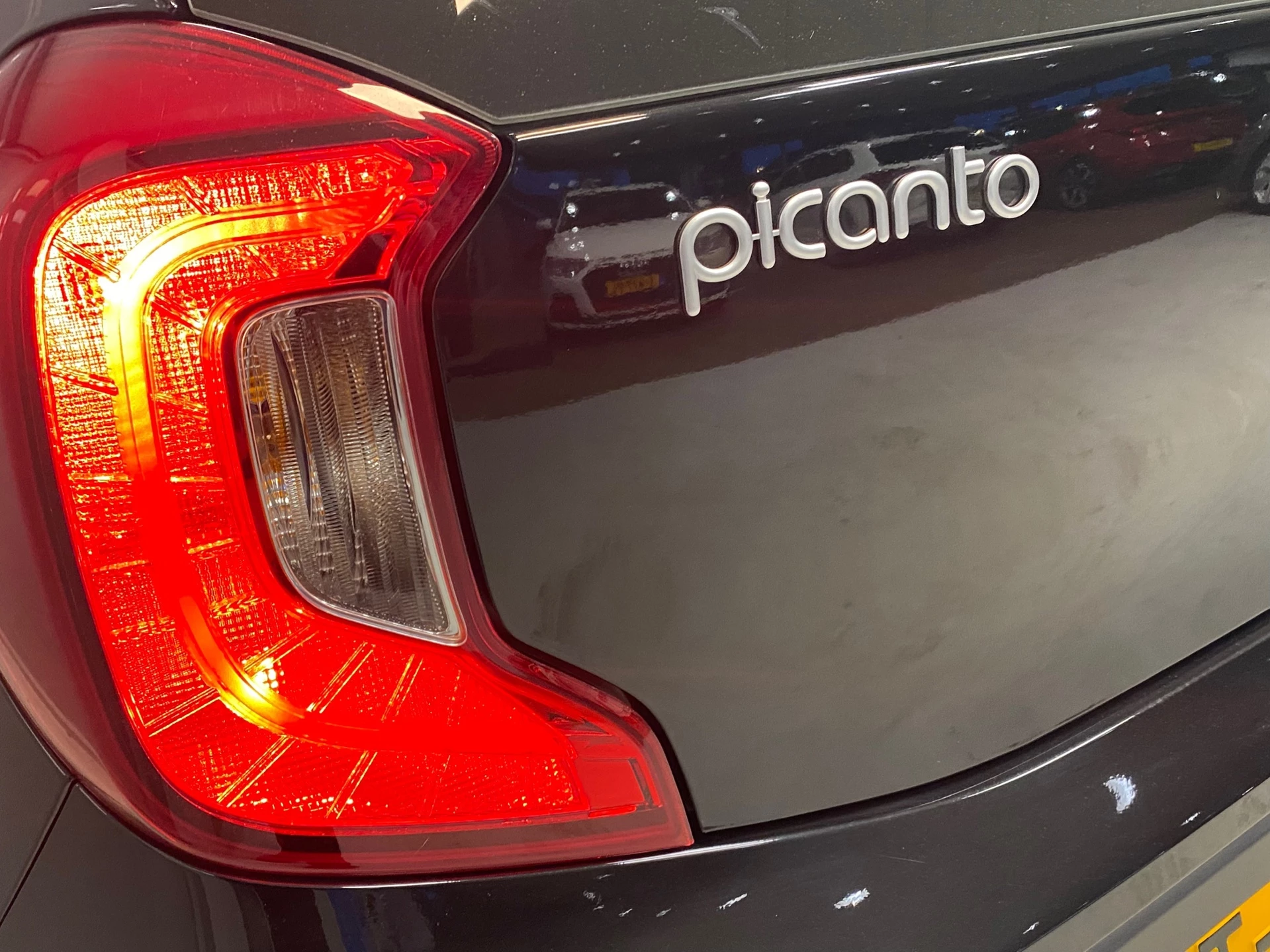 Hoofdafbeelding Kia Picanto