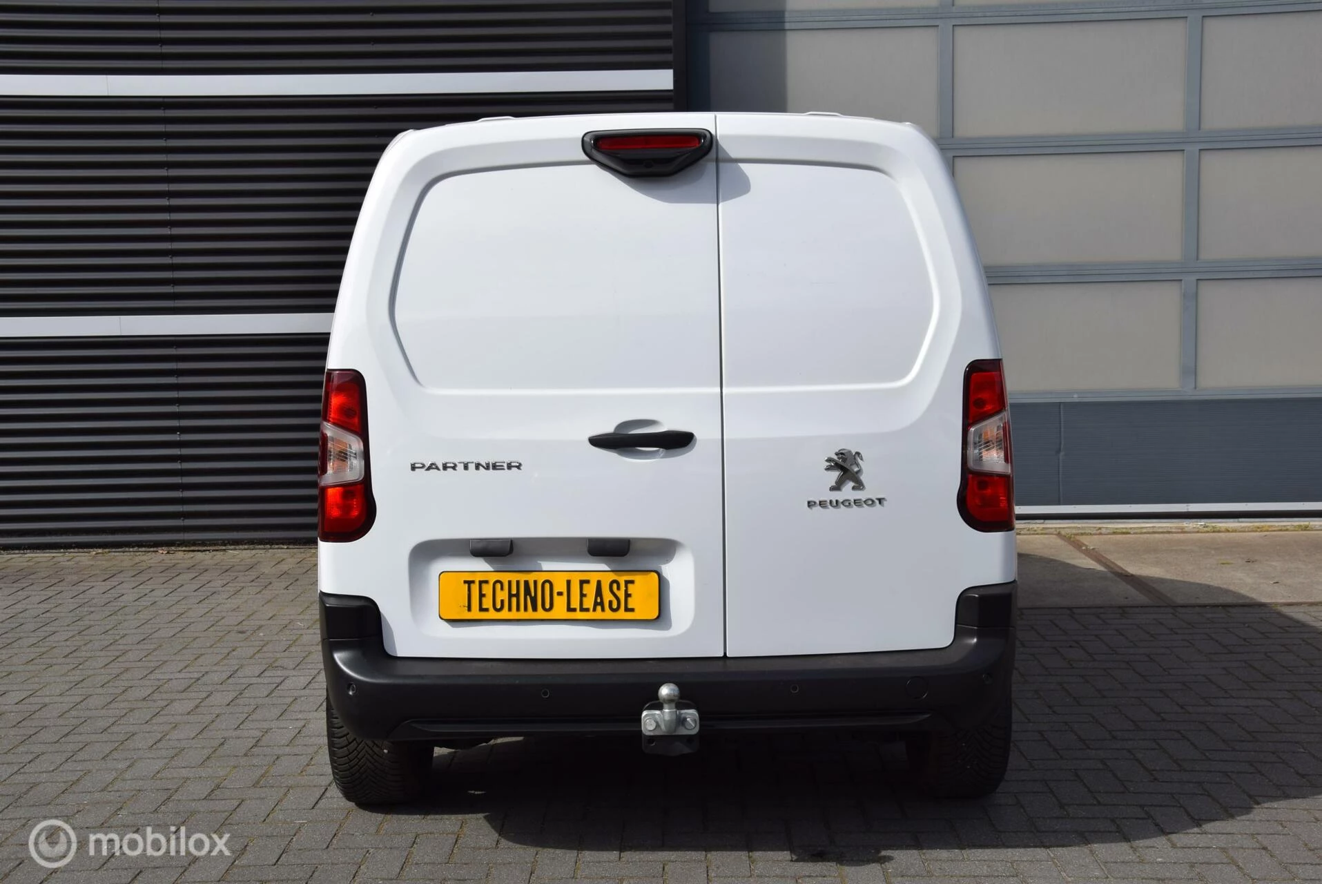 Hoofdafbeelding Peugeot Partner