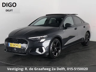 Audi A3 Limousine 35 TFSI Black Edition One | Schuif-/Kanteldak | Navigatie | Camera | Cruise Control |