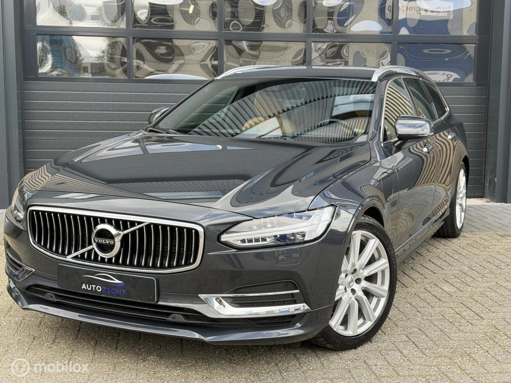 Hoofdafbeelding Volvo V90