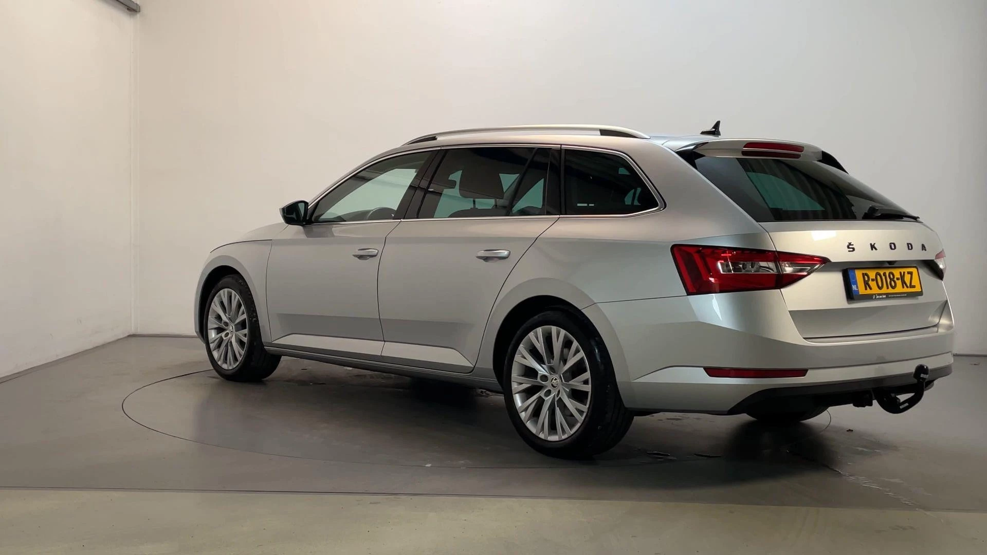 Hoofdafbeelding Škoda Superb