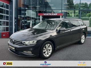 Hoofdafbeelding Volkswagen Passat Volkswagen Passat Variant 2.0 TDI DSG CAMERA/STOEL+STUURVERW/STANDKACHEL/NAVI/CARPLAY